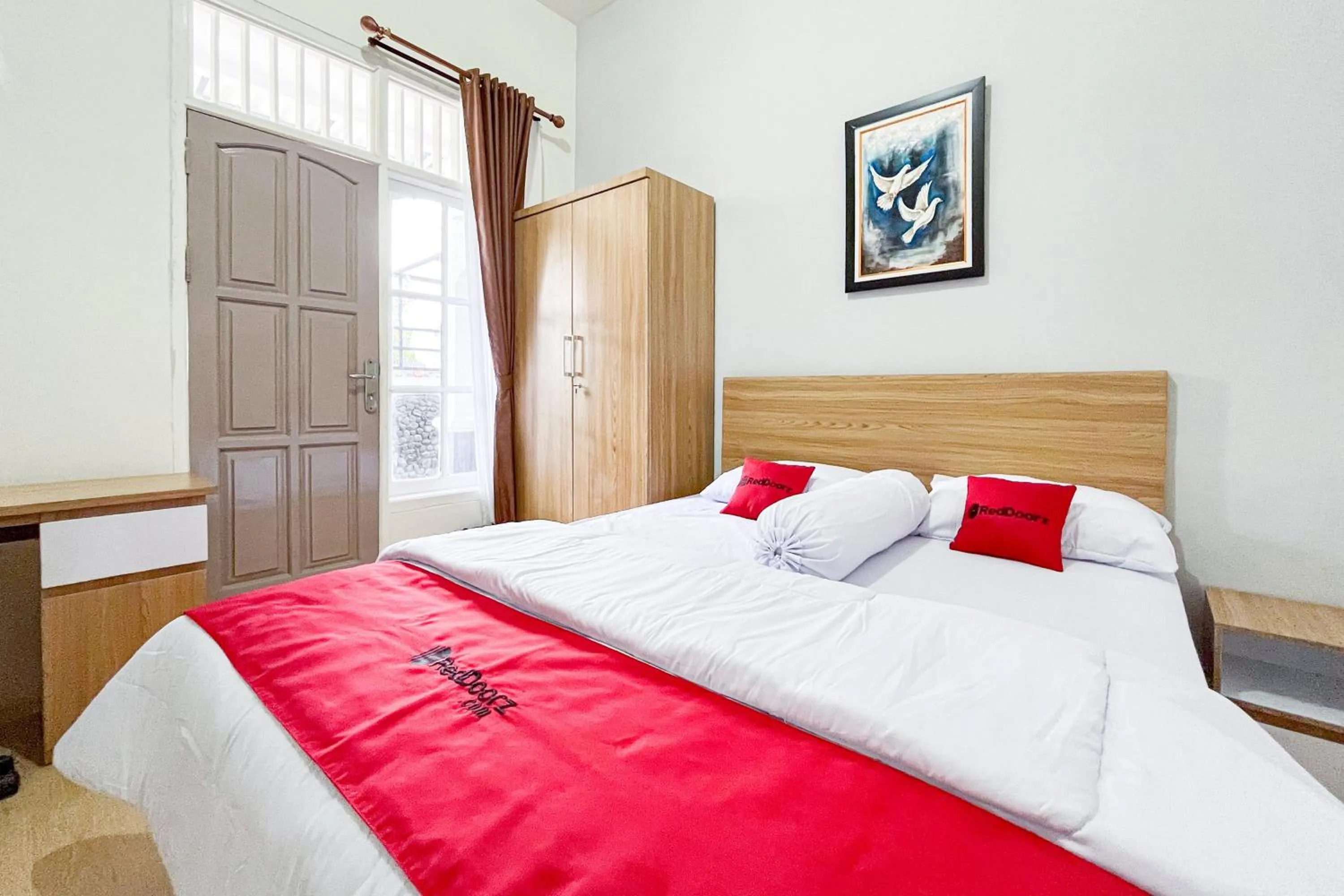 Bed in RedDoorz Syariah @ Jl. Candi Kalasan