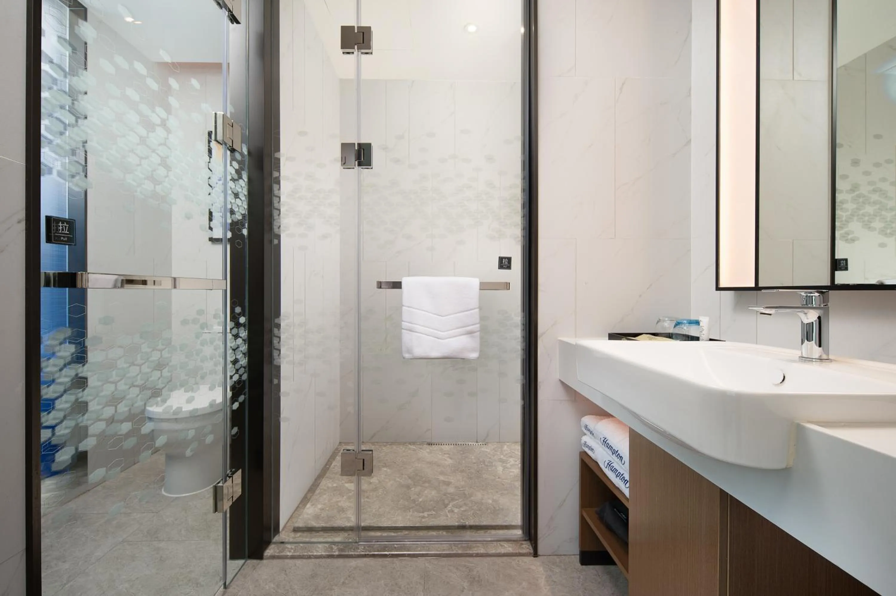 Shower in Hampton by Hilton Foshan Shunde Beijiao