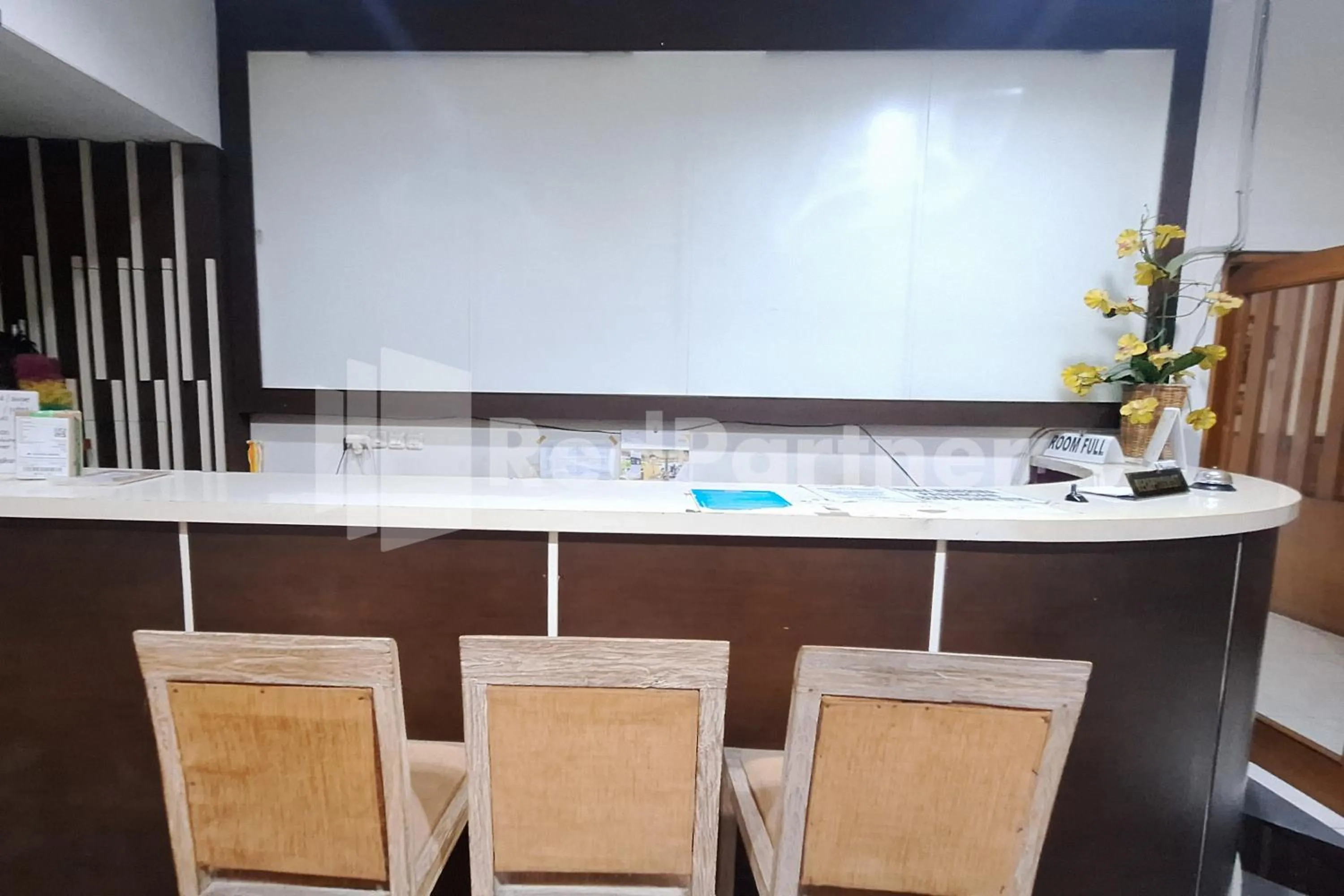 Lobby or reception in Nirvana Inn seturan Mitra RedDoorz