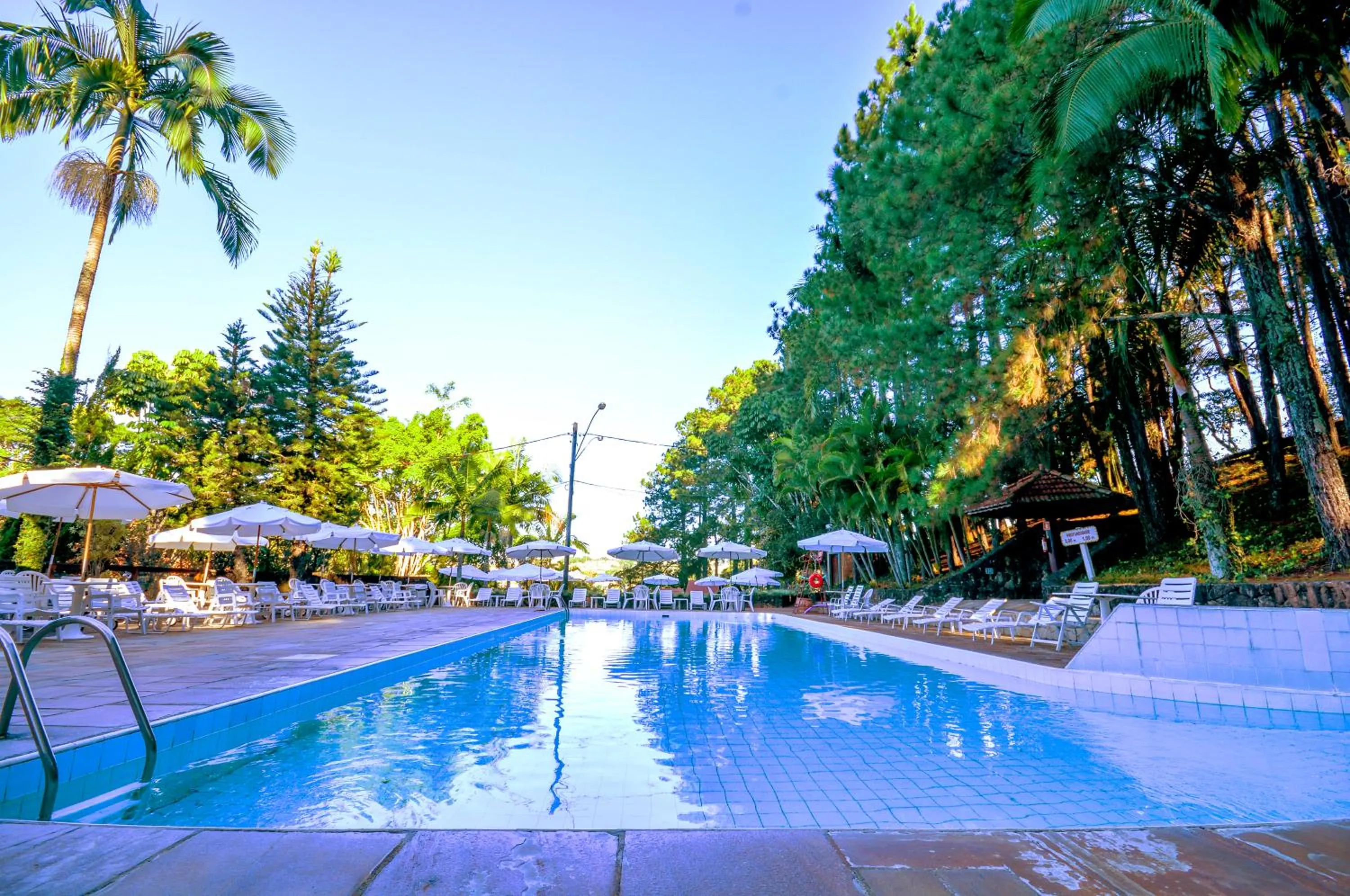 Swimming pool in Hotel Estância Atibainha - Resort & Convention