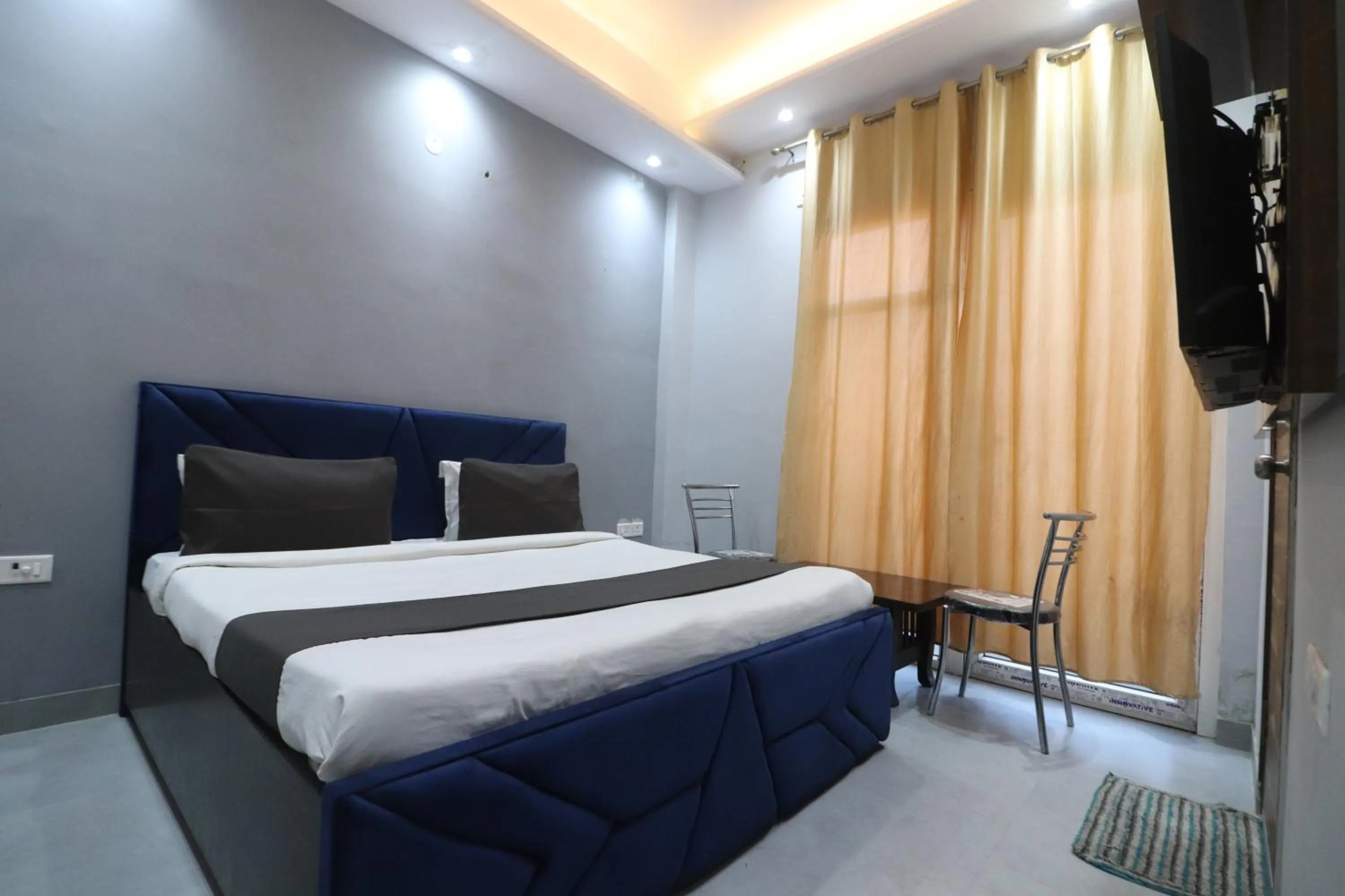Bed in Twamev couple Friendly Rajouri garden by The Arrow
