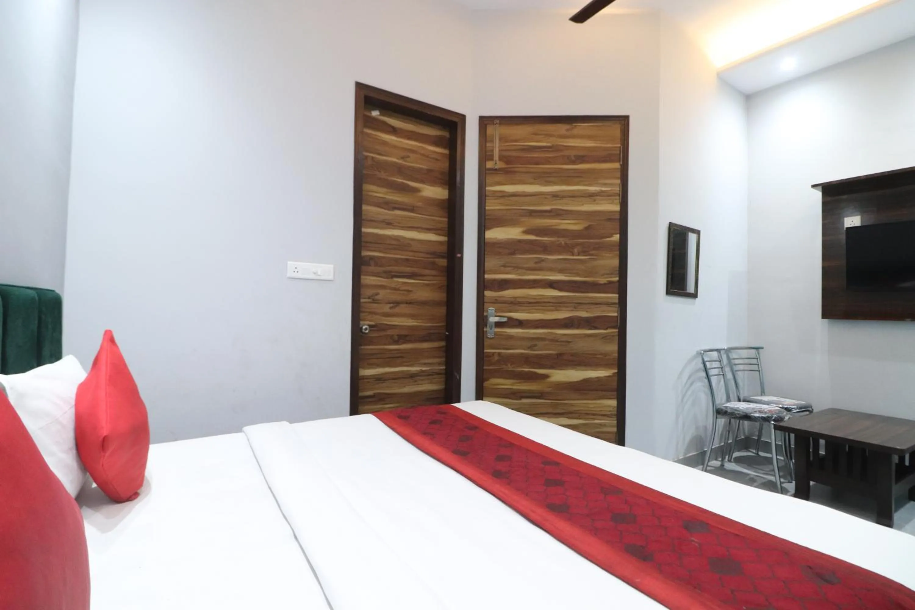 Photo of the whole room, Bed in Twamev couple Friendly Rajouri garden by The Arrow