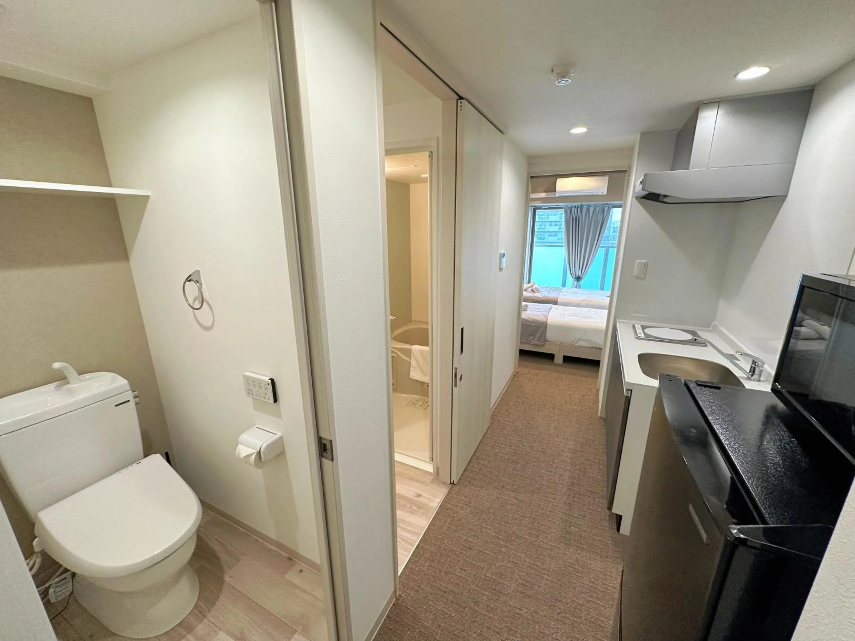 Photo of the whole room in Hoshino Stay 2 花园町站步行3分钟 地铁5分钟到难波 8分钟到心斋桥 15分钟到梅田