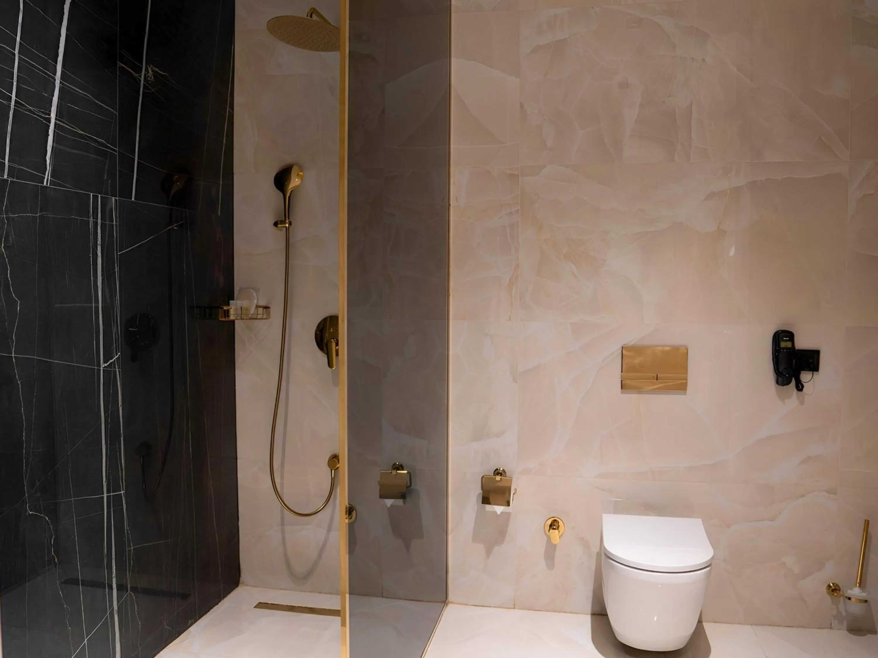 Shower in Ramada Hotel & Suites by Wyndham Erbil 32 Park