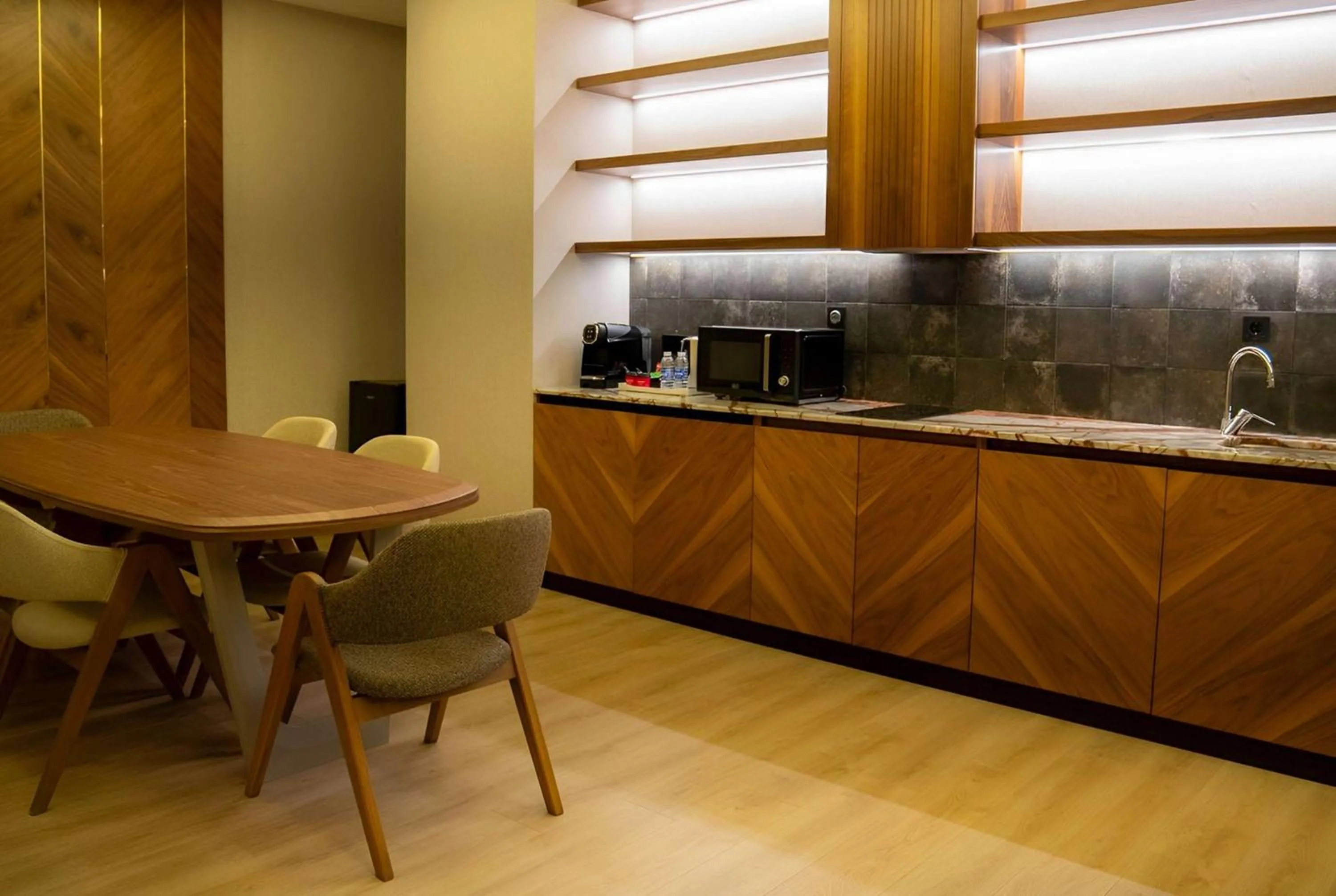 Photo of the whole room in Ramada Hotel & Suites by Wyndham Erbil 32 Park