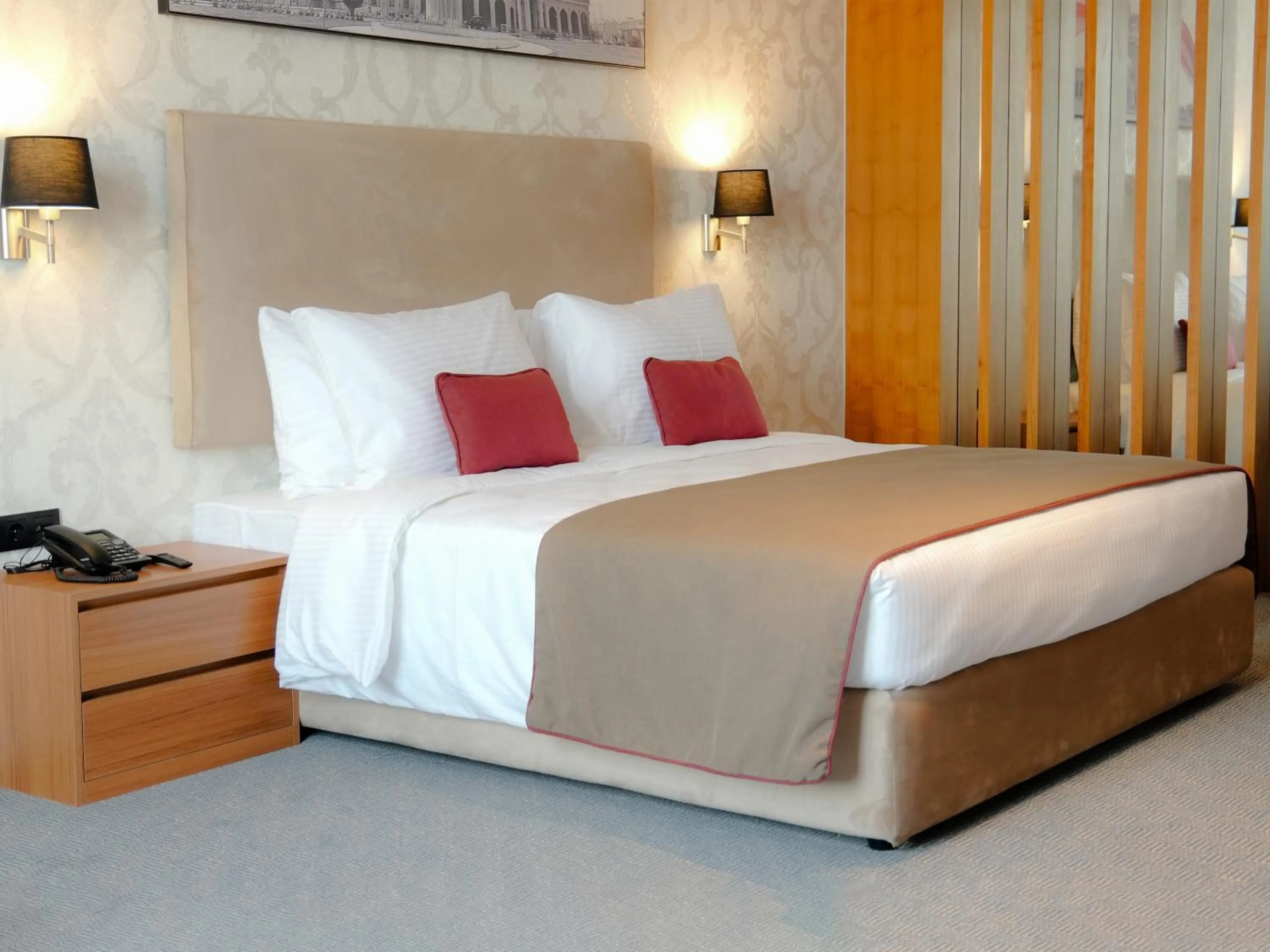 Bed in Ramada Hotel & Suites by Wyndham Erbil 32 Park
