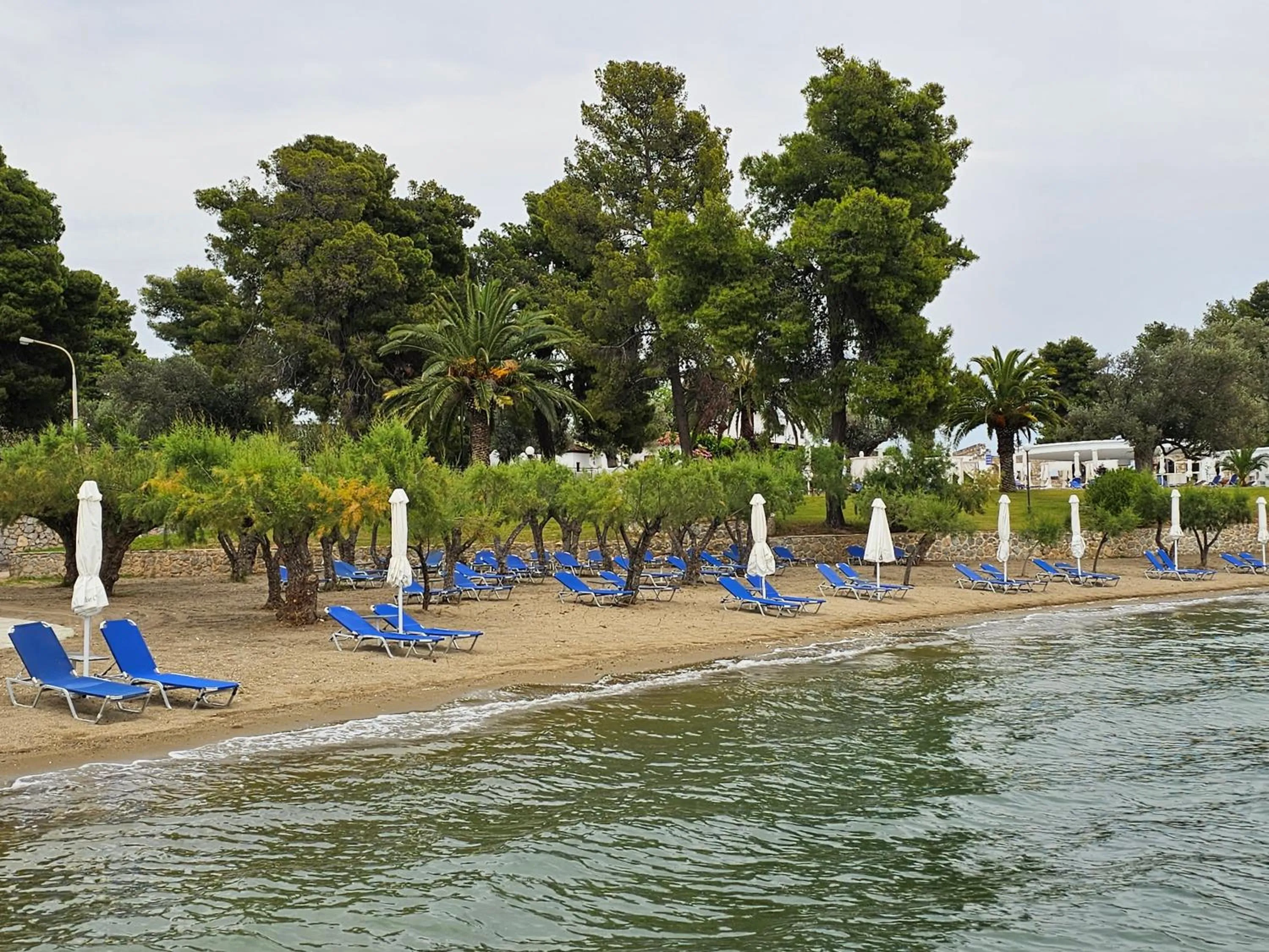 Beach in O Paradise beach Resort and Spa