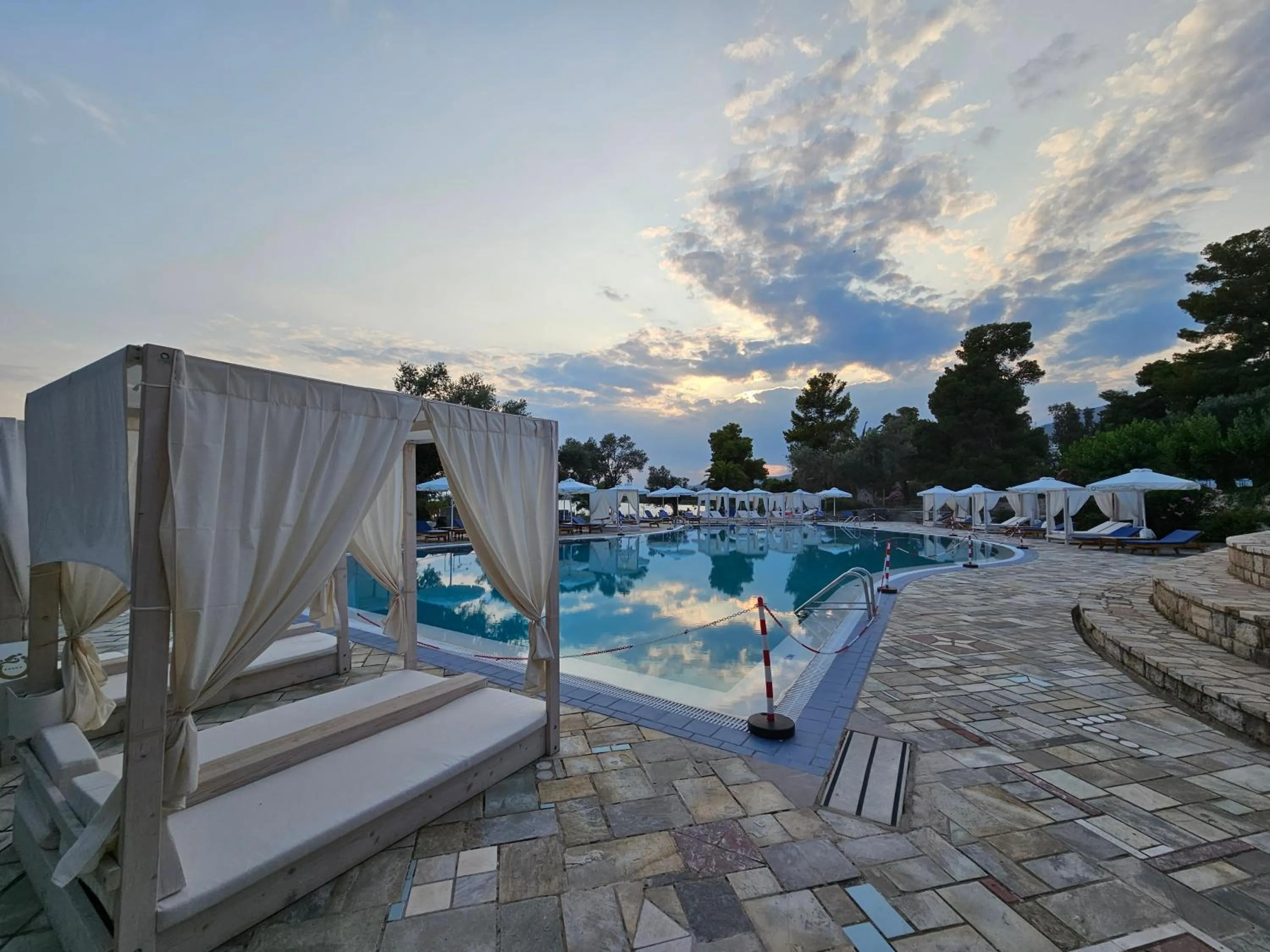 Day in O Paradise beach Resort and Spa