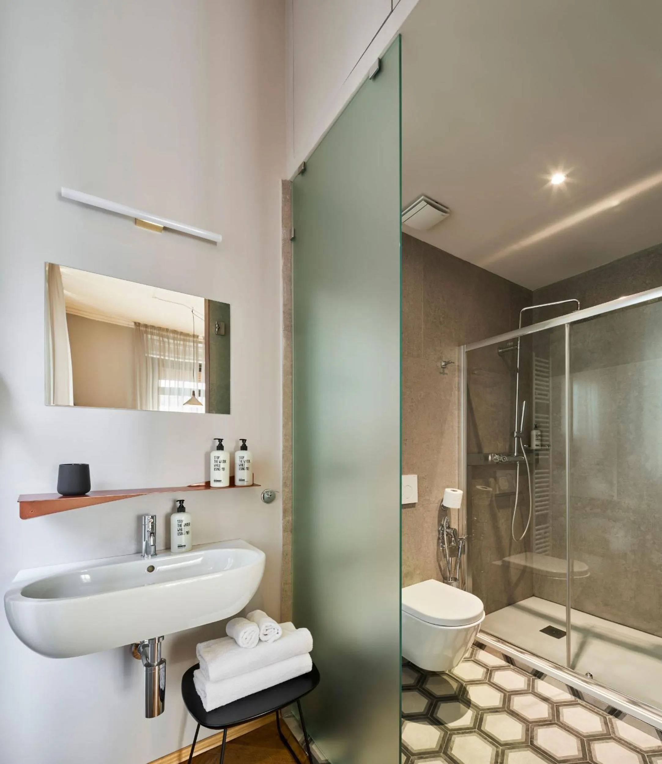 Bathroom in URBANAUTS BELETAGES Sonata