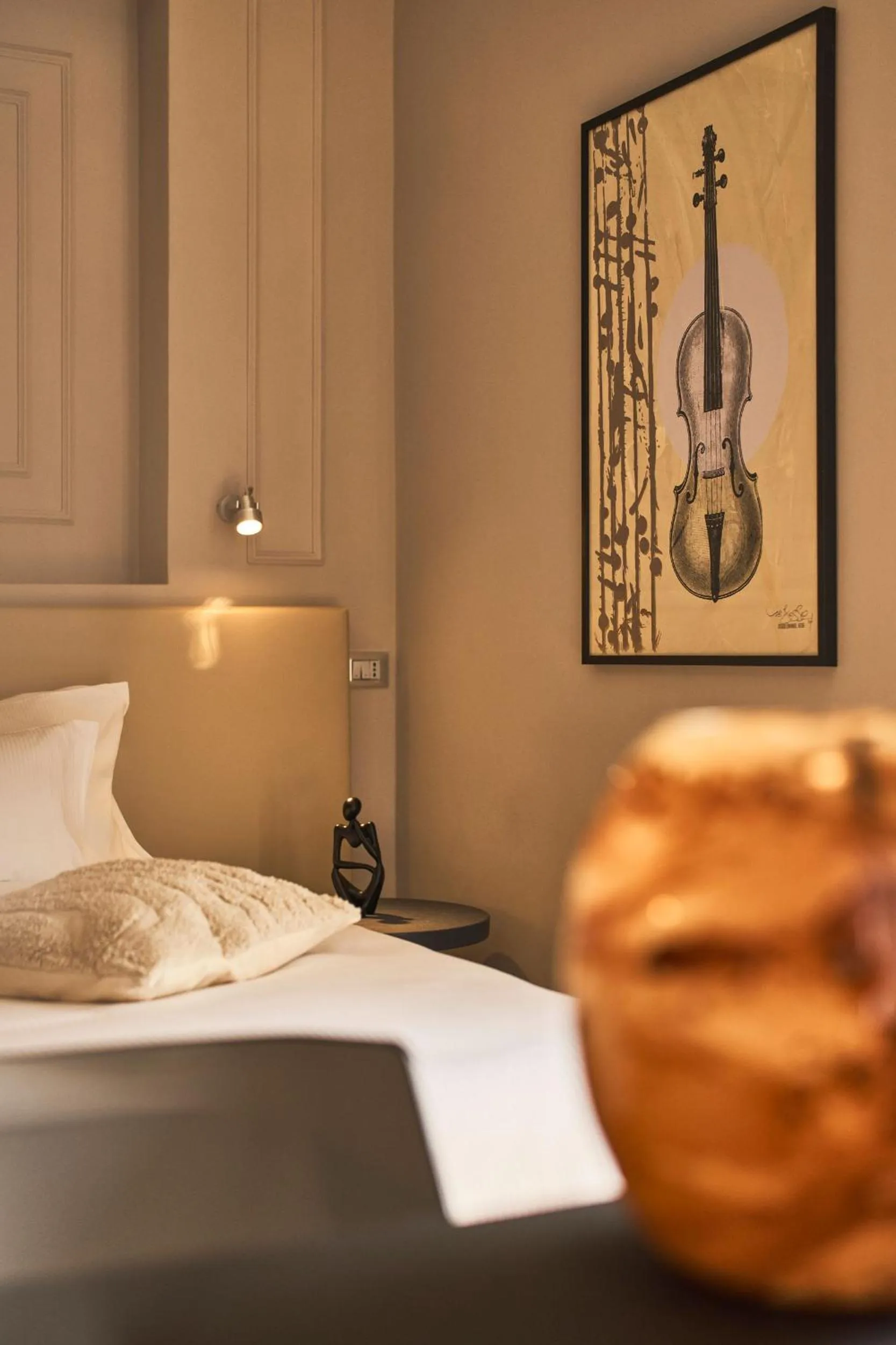 Decorative detail, Bed in URBANAUTS BELETAGES Sonata