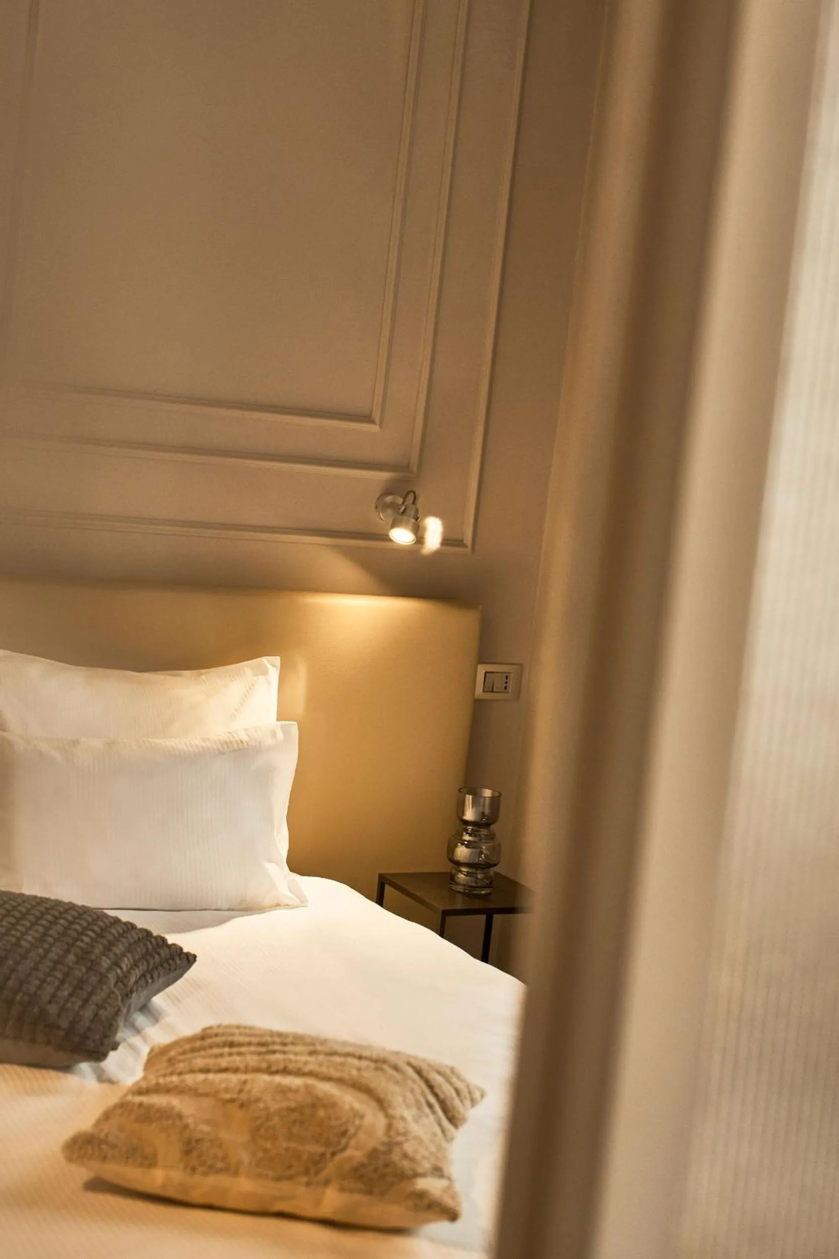 Bedroom, Bed in URBANAUTS BELETAGES Sonata