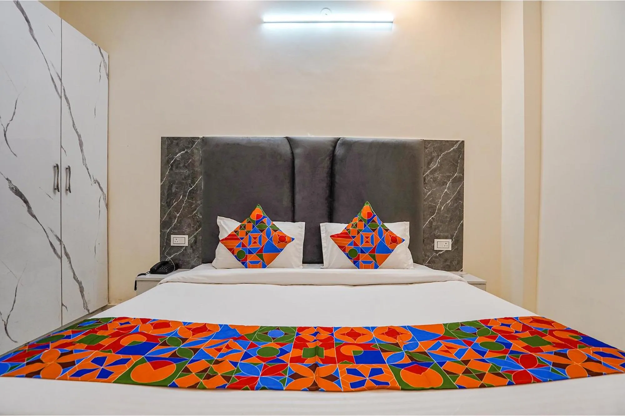 Bed in Via Red Diamond