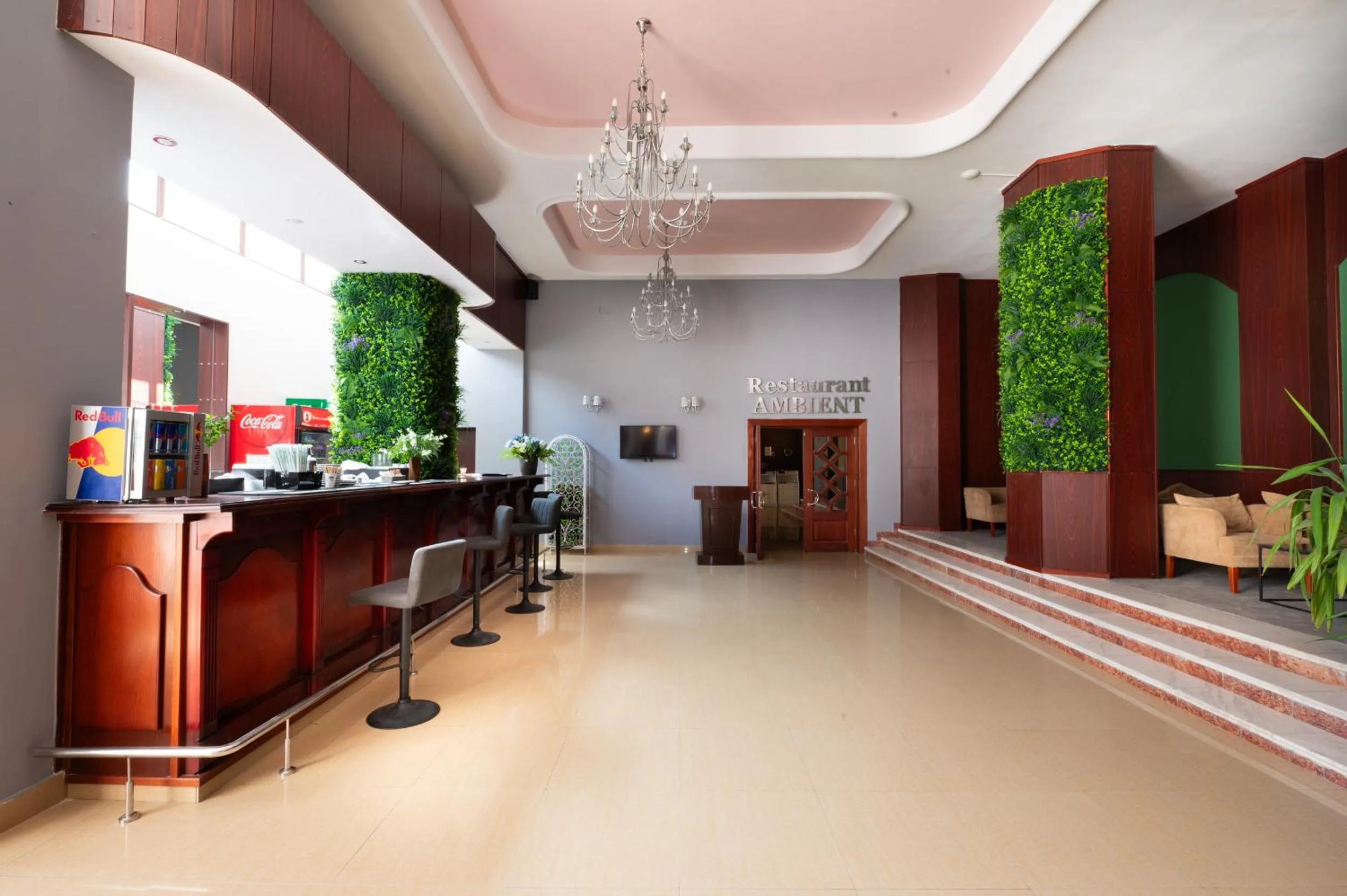 Lounge or bar in Hotel Ambasador Mamaia