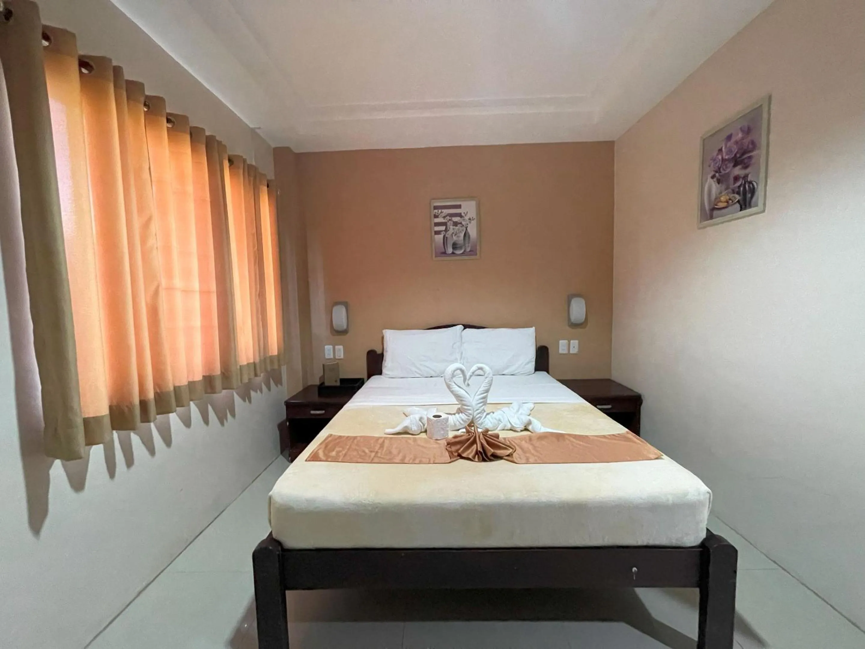 Bed in Argao Seabreeze Hotel powered by Cocotel
