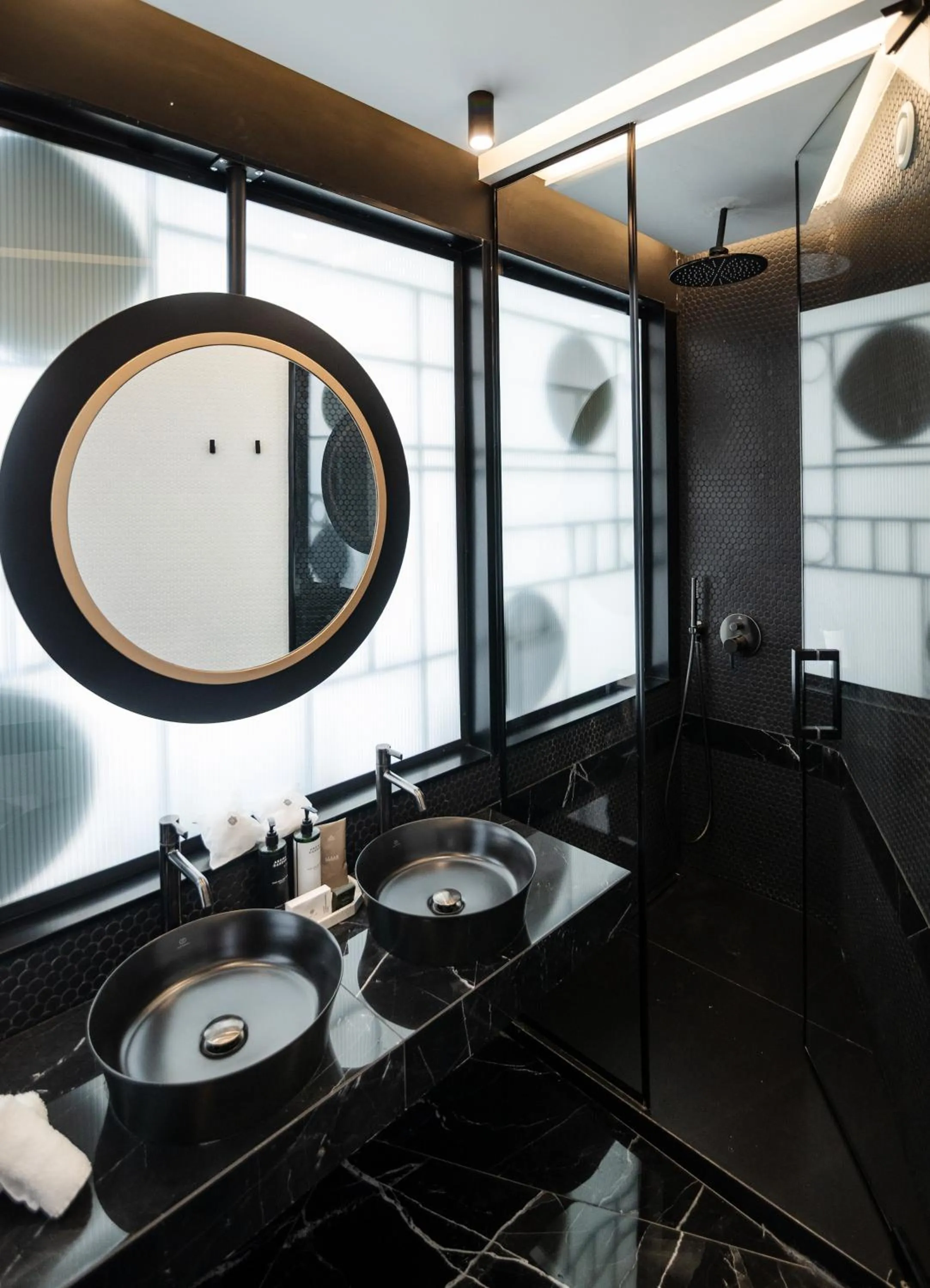 Bathroom in Esse Athens