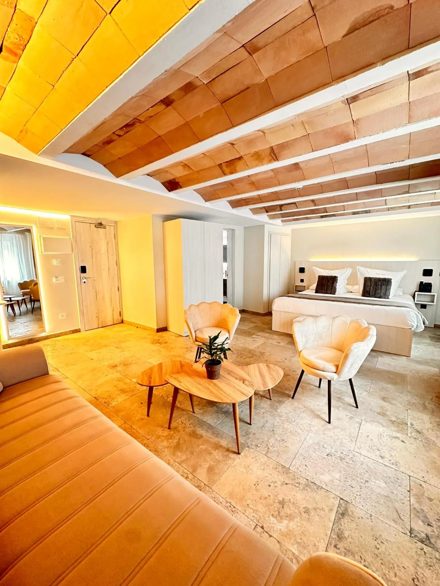 Photo of the whole room in AlliOli Boutique Hotel Spa