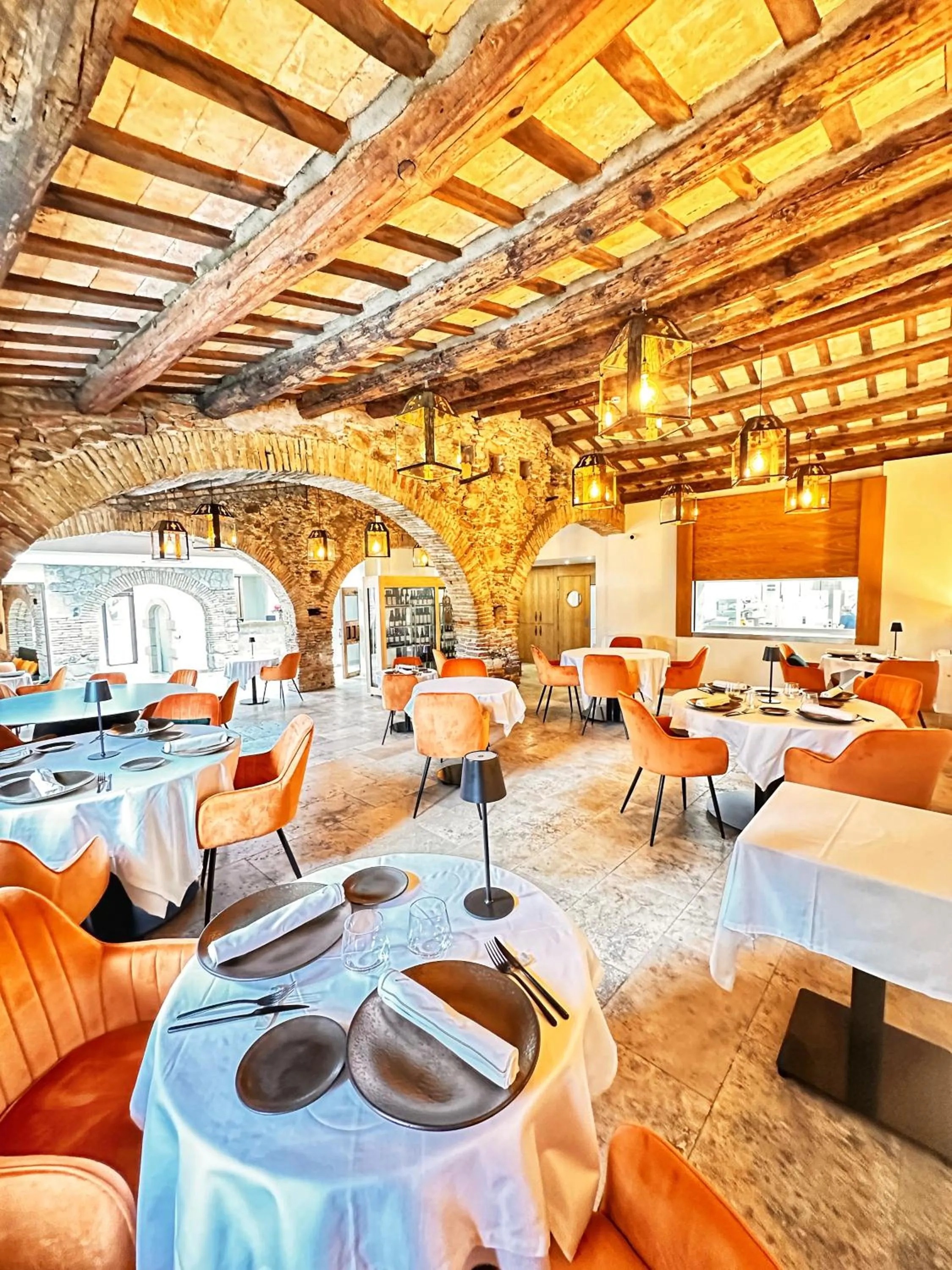 Restaurant/places to eat in AlliOli Boutique Hotel Spa
