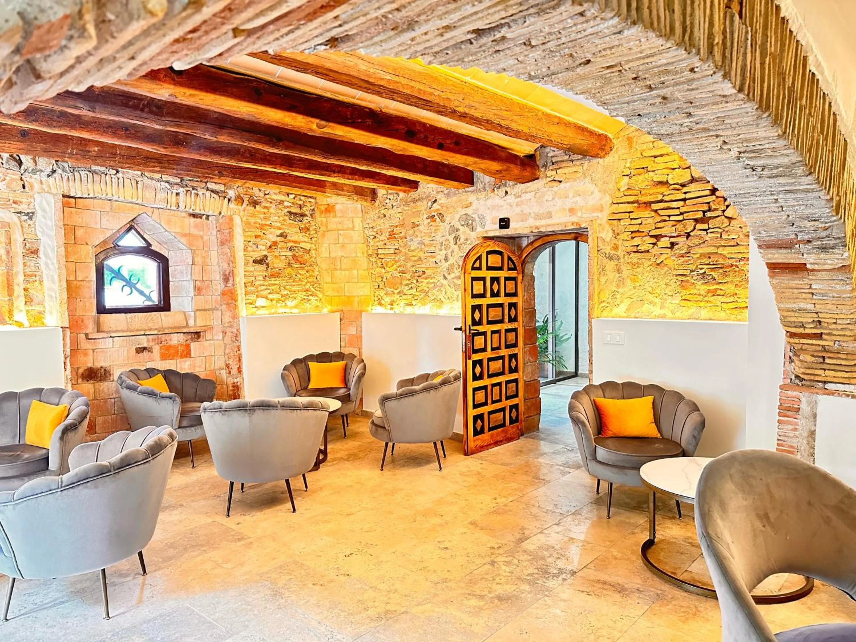 Lounge or bar in AlliOli Boutique Hotel Spa