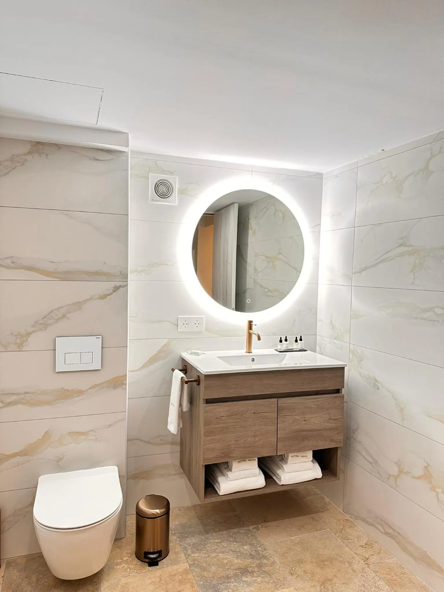 Bathroom in AlliOli Boutique Hotel Spa