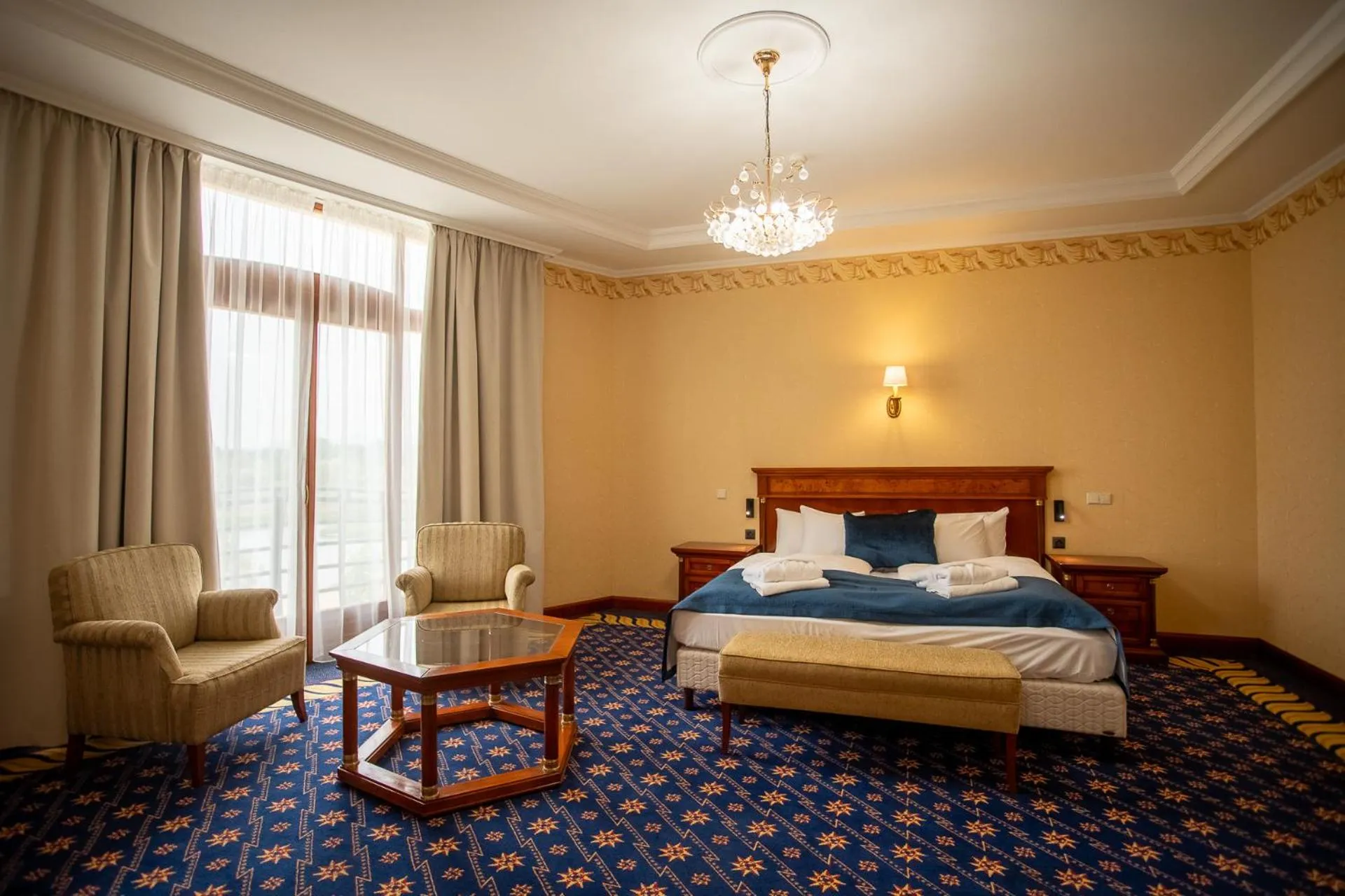 Bed in Hotel Golden Palace