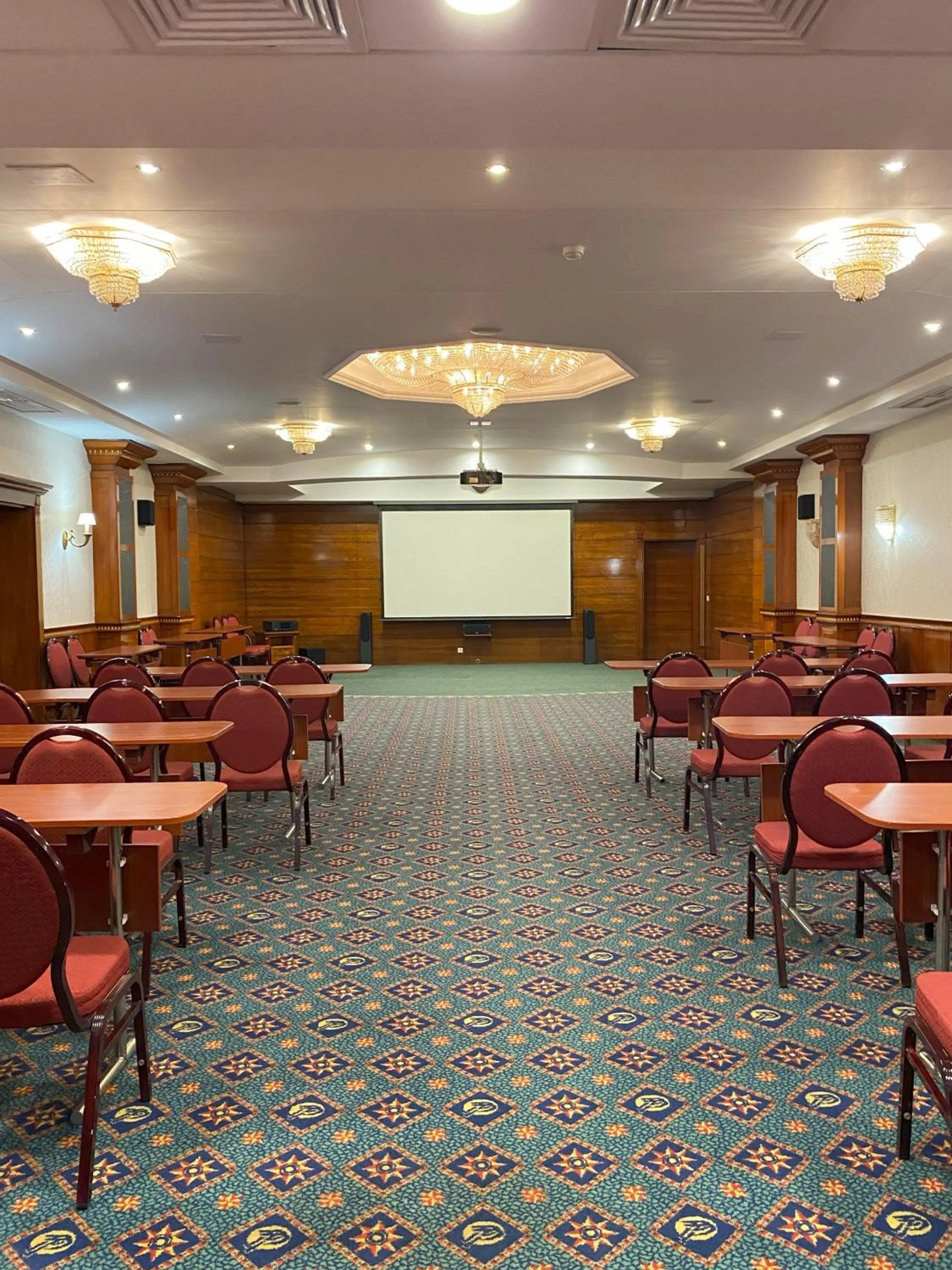 Banquet/Function facilities in Hotel Golden Palace