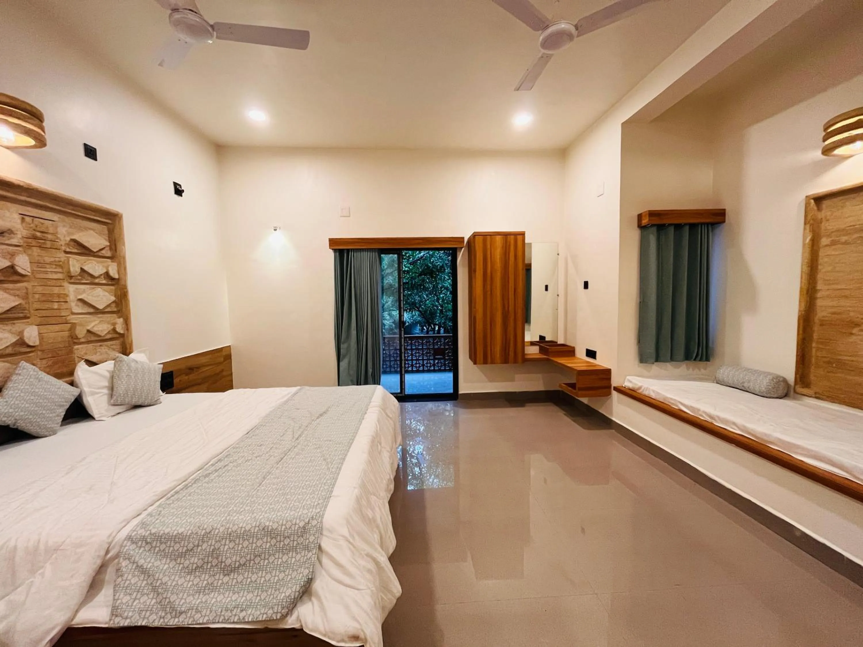 View (from property/room), Bed in Brook Ville