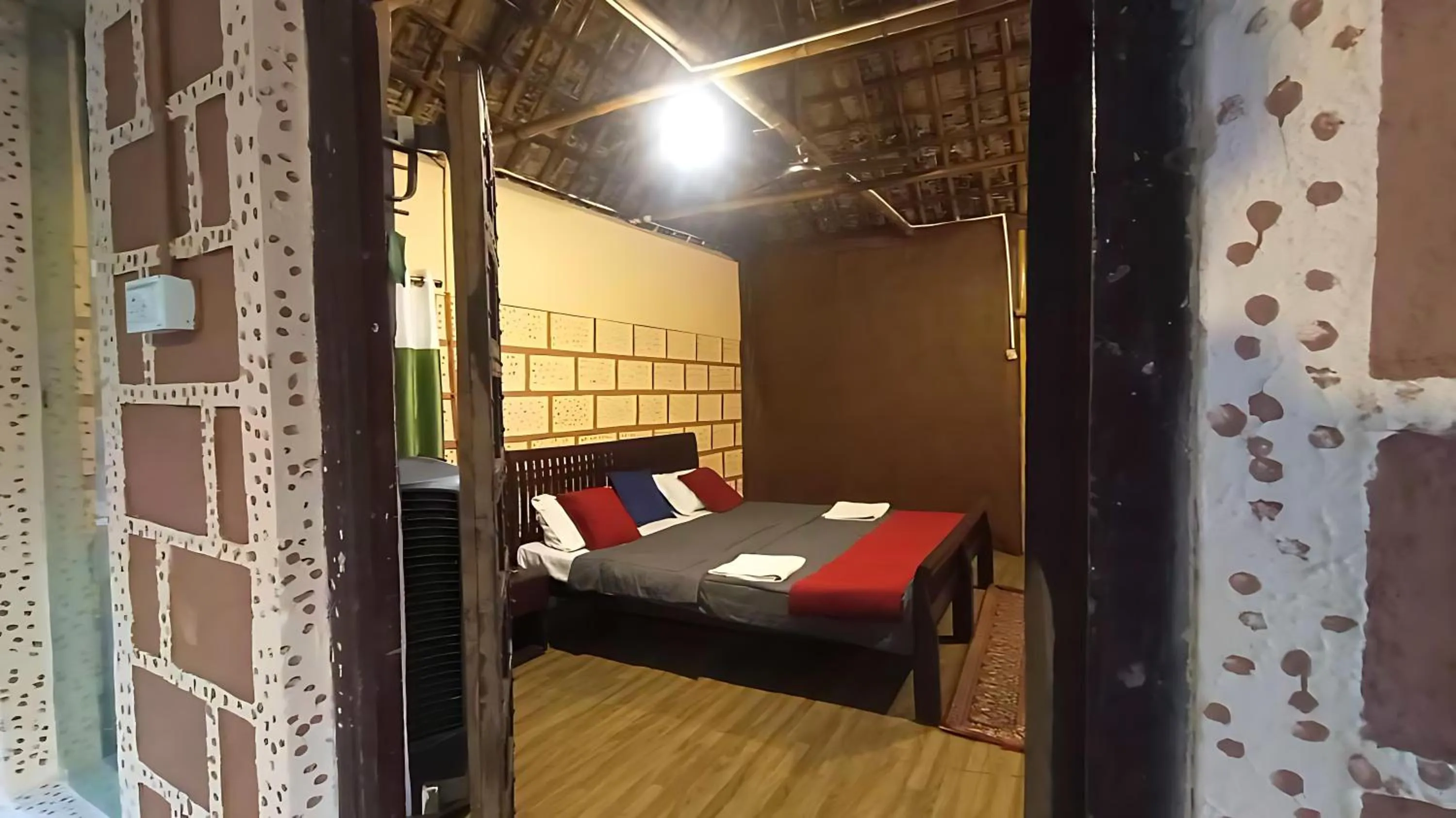 Bedroom, Bed in Brook Ville