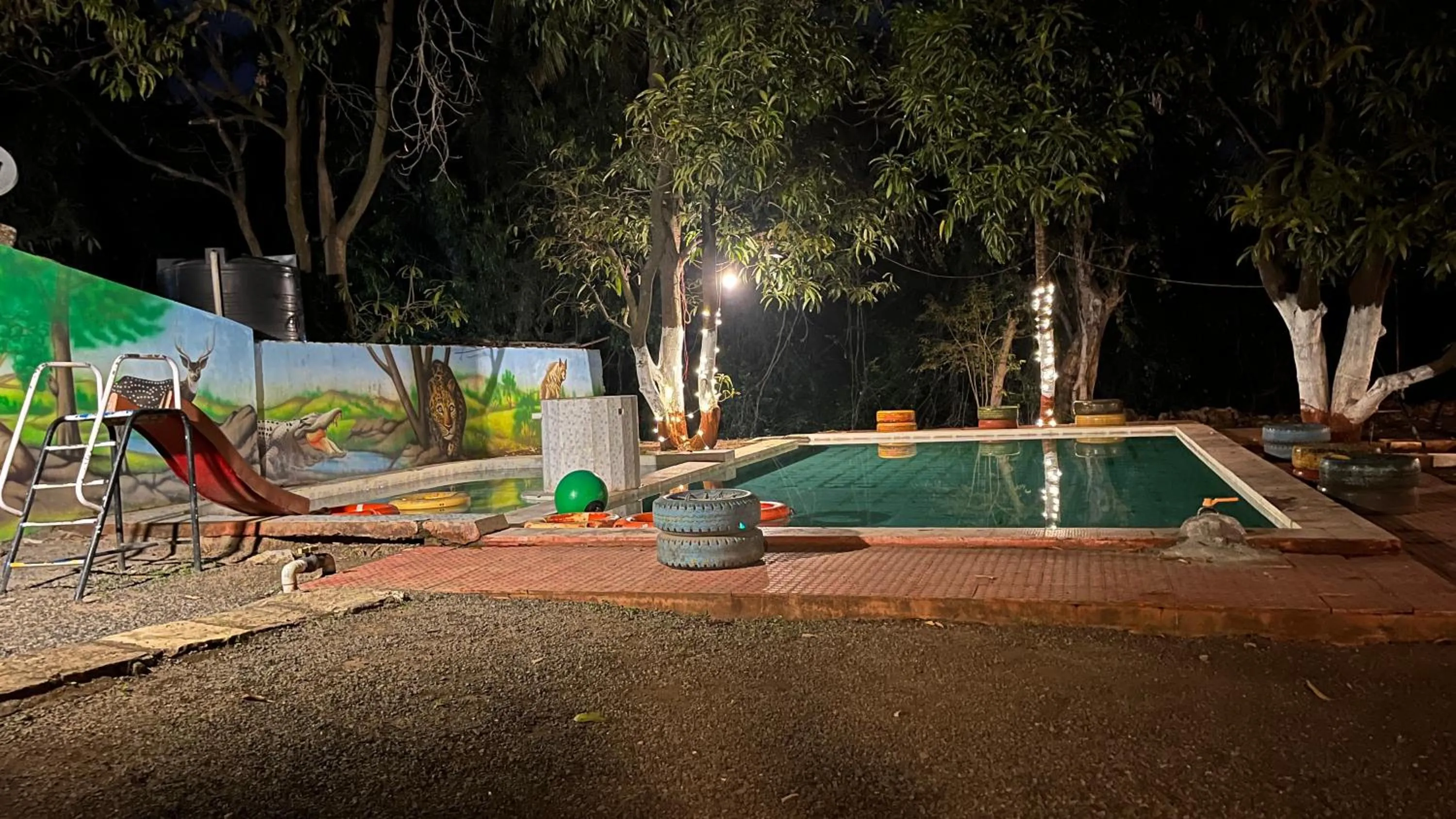 Swimming pool in Brook Ville