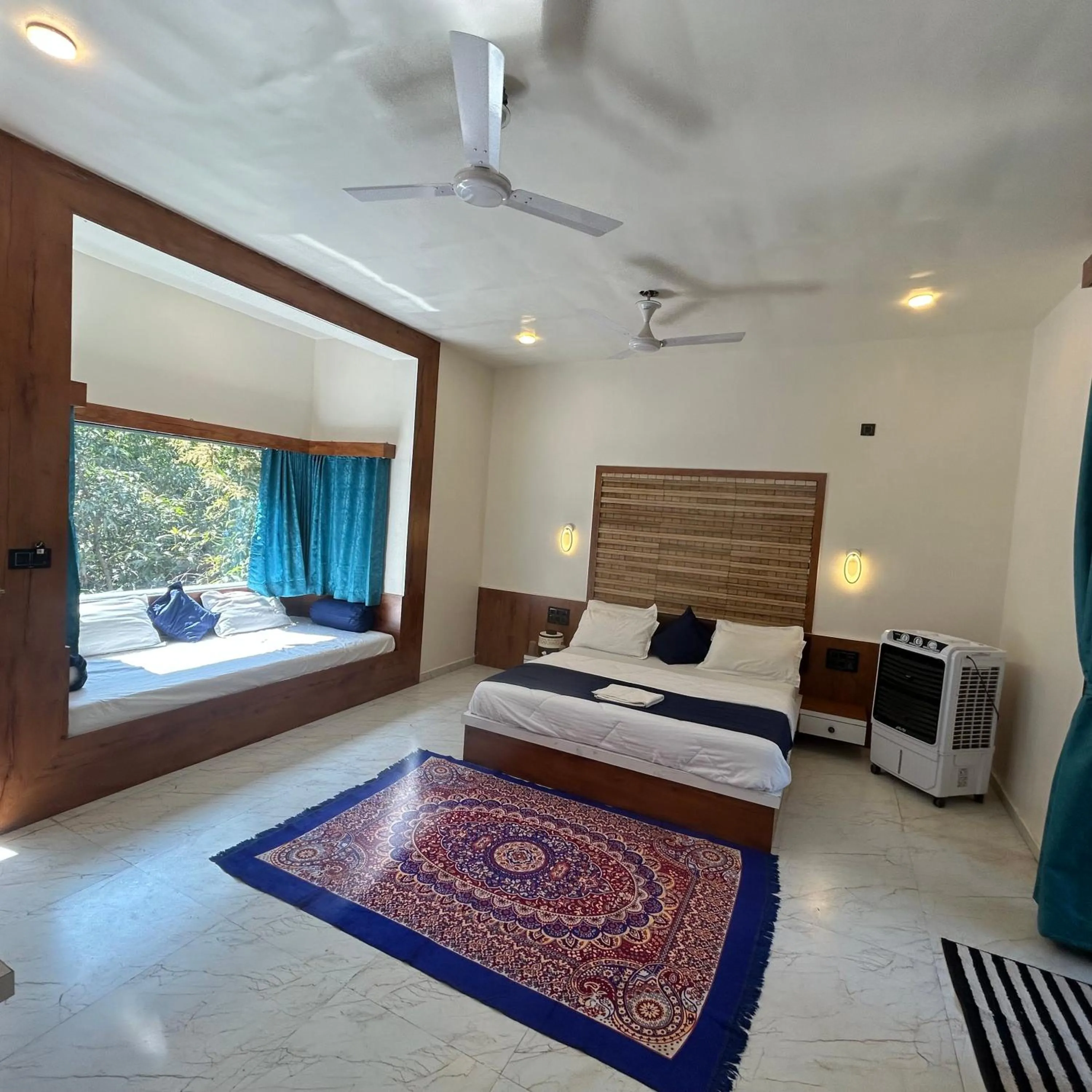 Photo of the whole room in Brook Ville