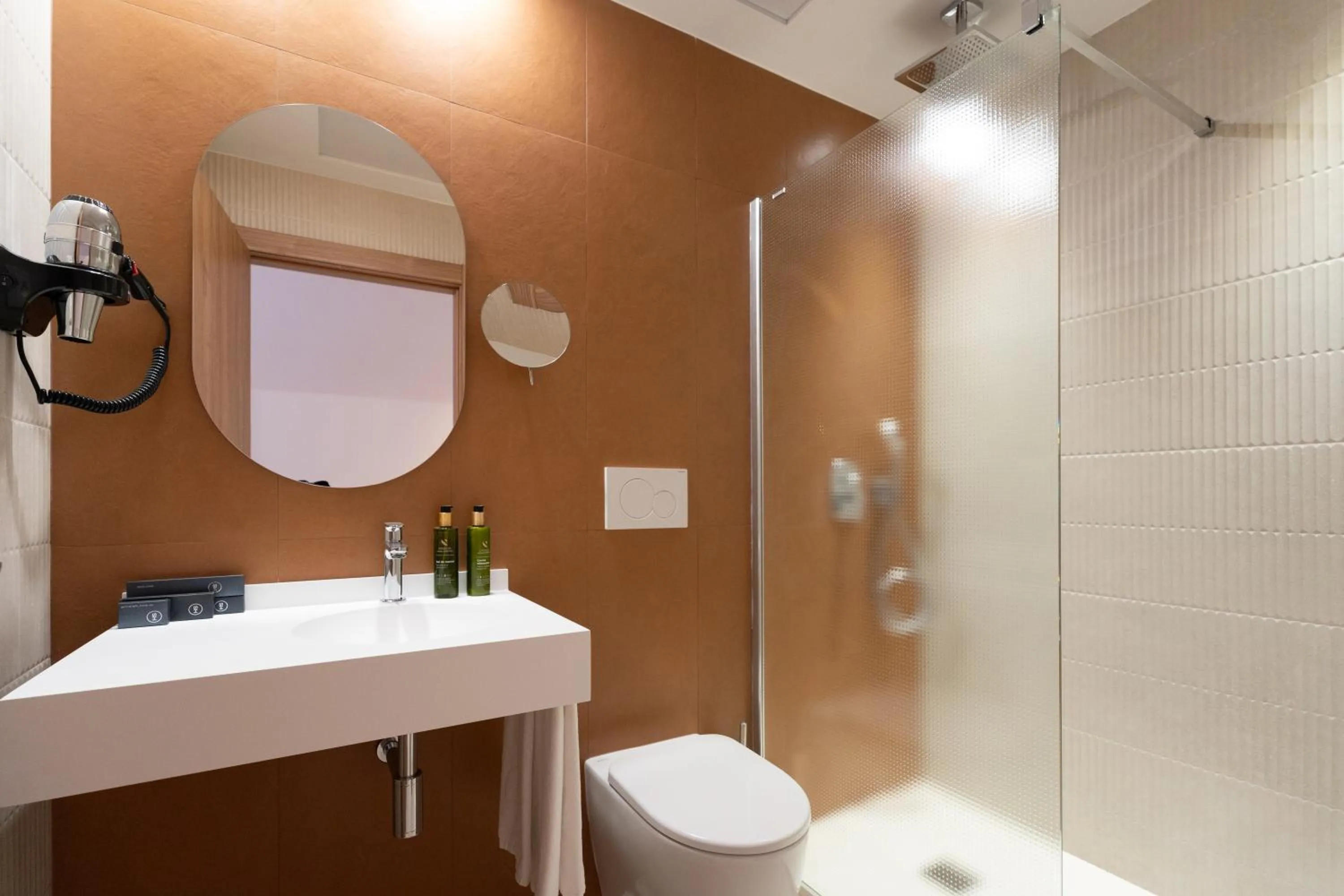 Shower in ASA Hotel La Marina