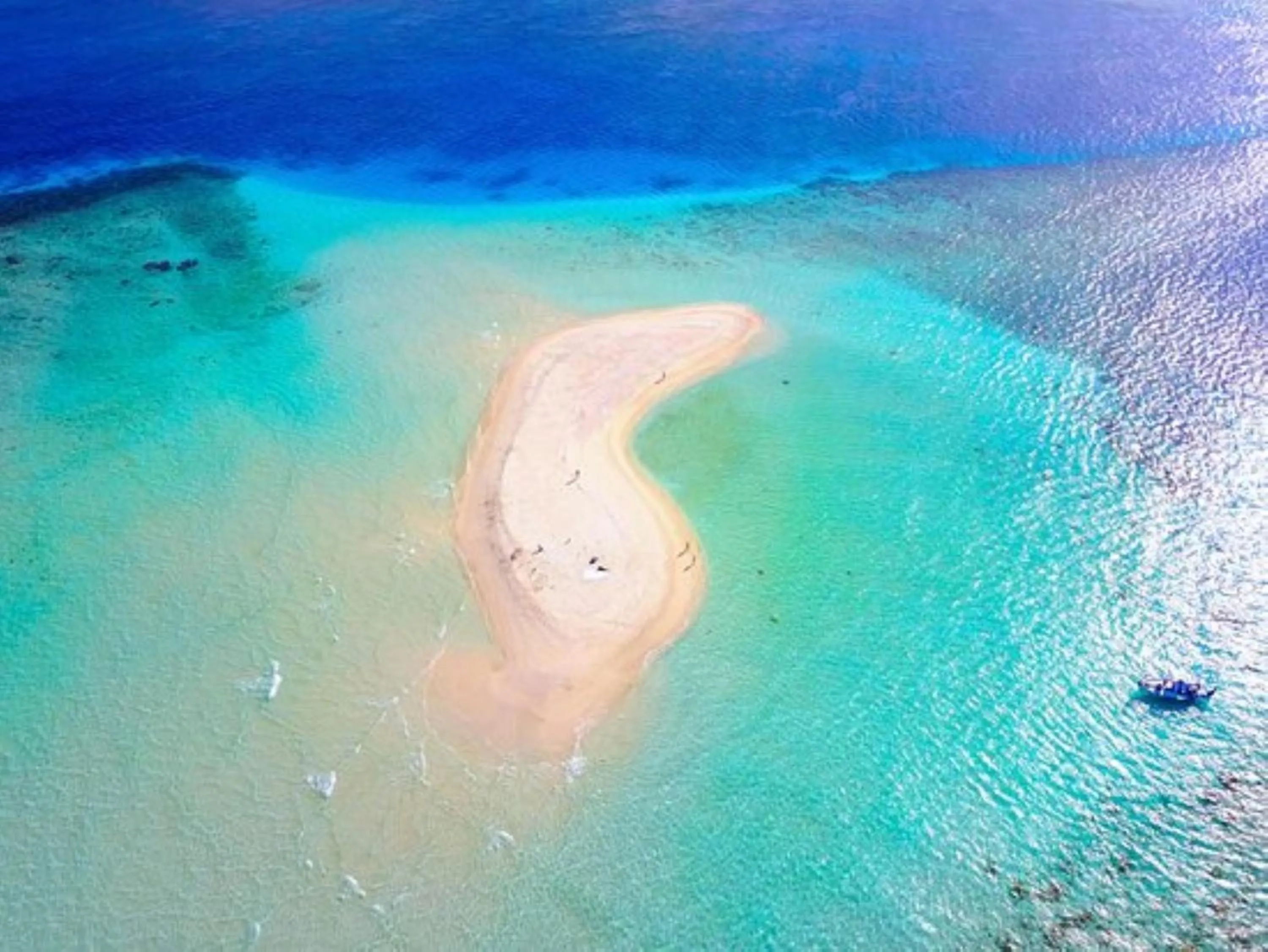 Day in Madi Grand Maldives