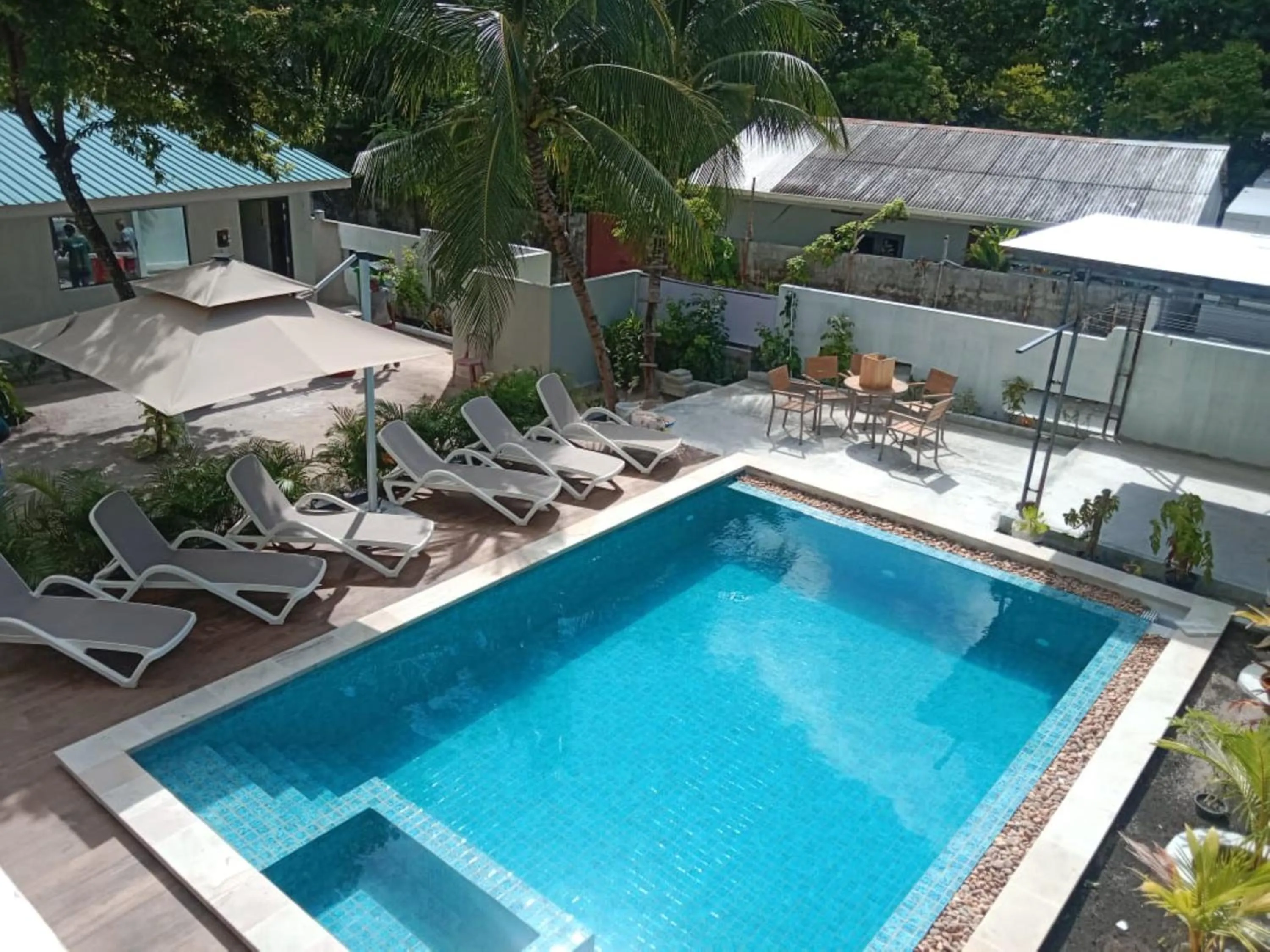 Swimming pool in Madi Grand Maldives