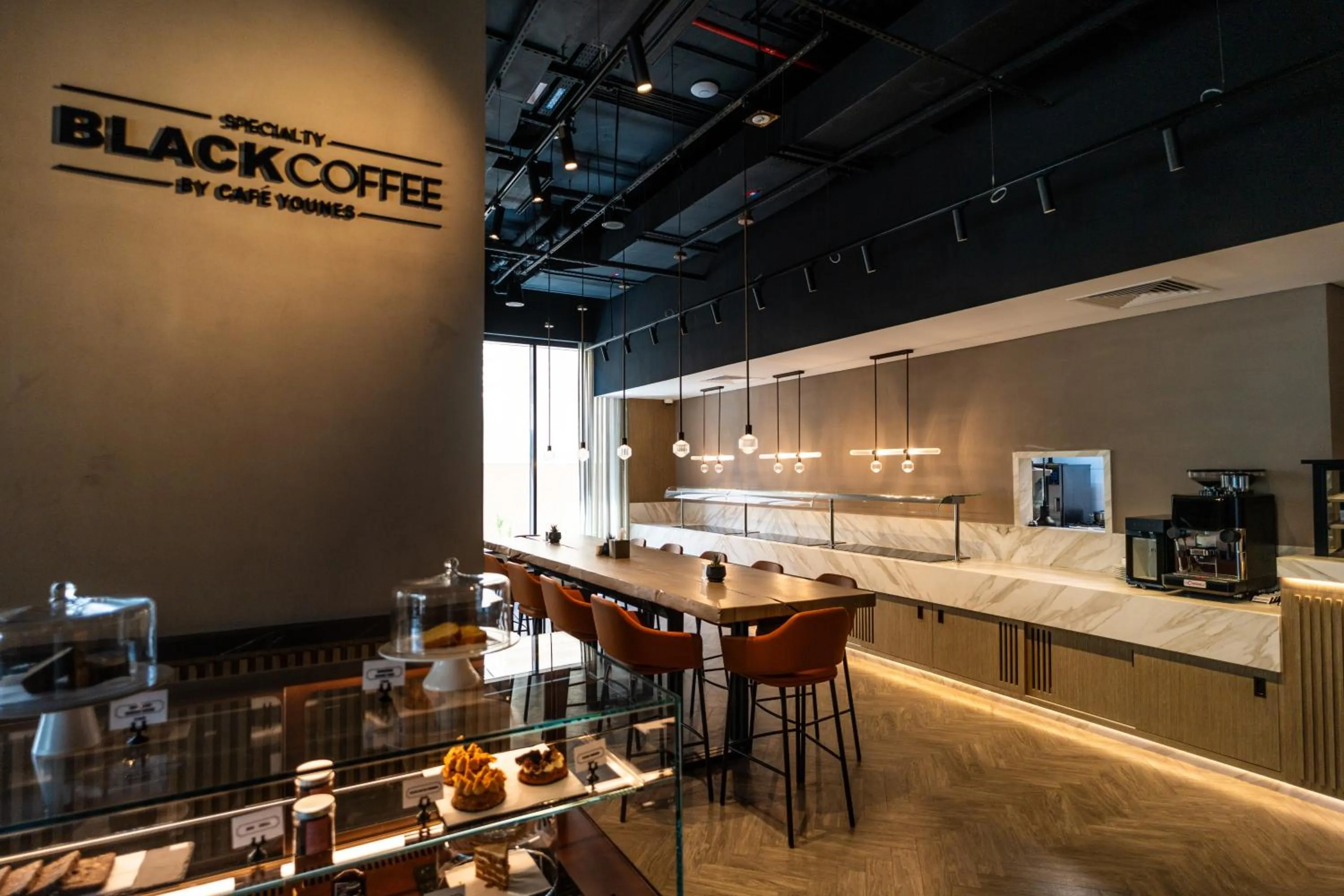 Restaurant/places to eat in Cheval Hyde Park Gate