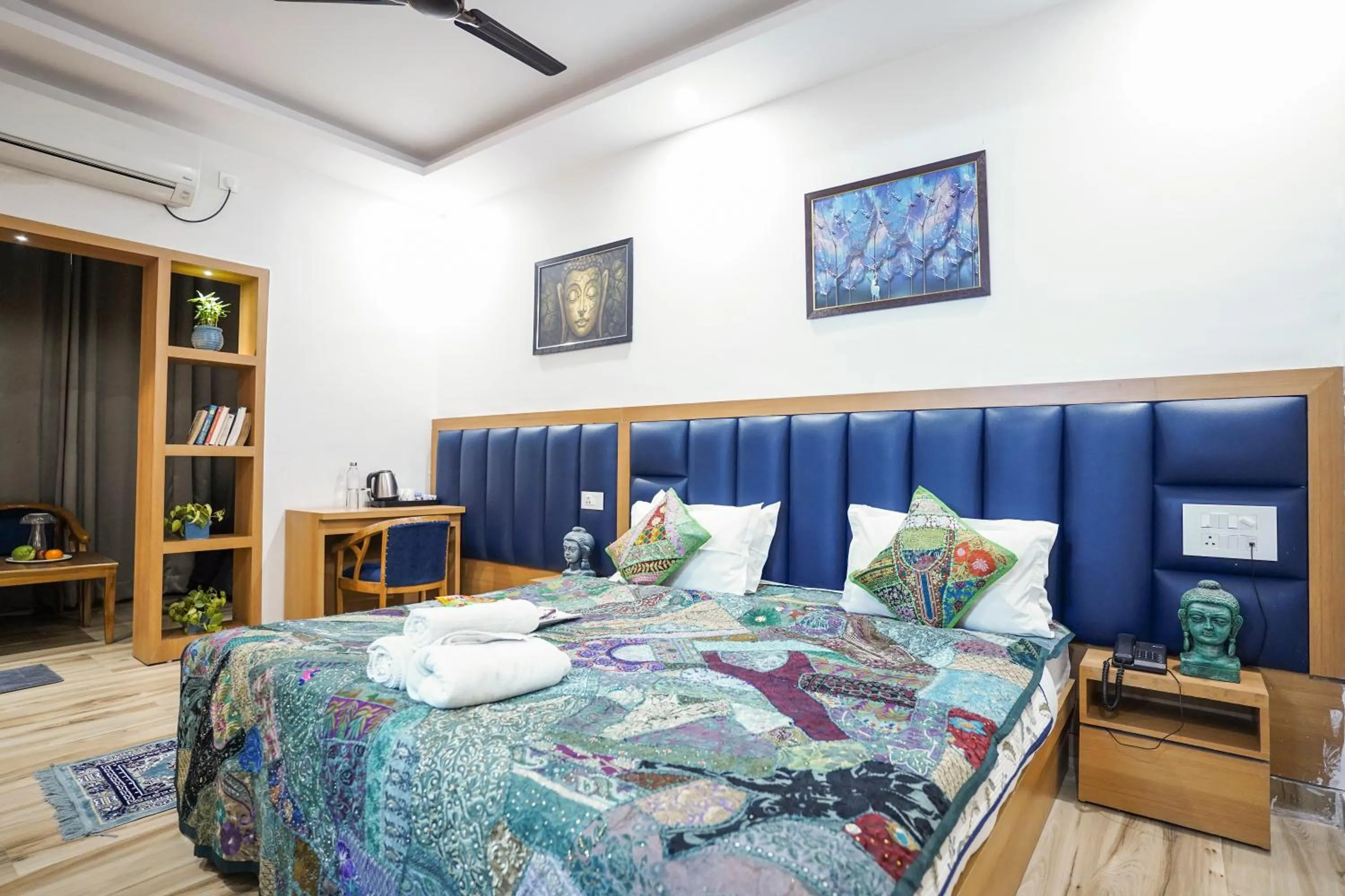 Bed in Tripli Hotels Ayushman Retreat