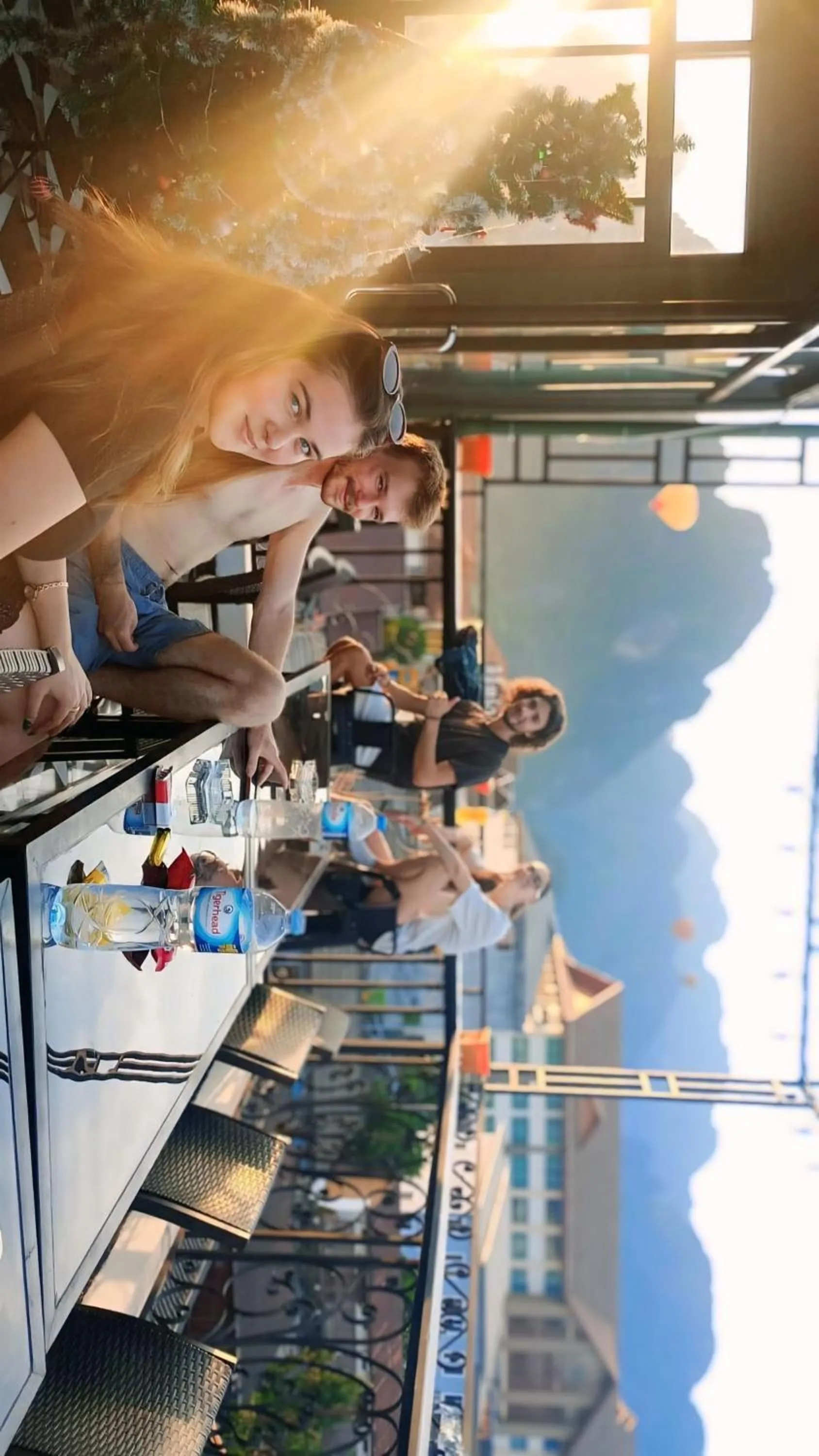 Restaurant/places to eat in Champa Inn Hotel