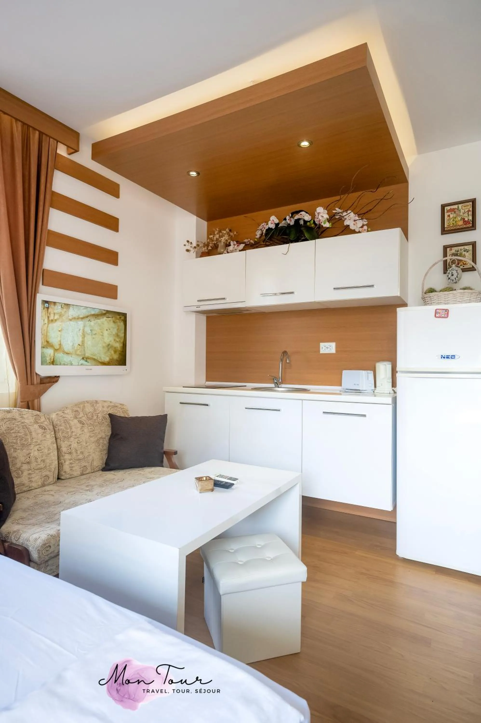 Kitchen or kitchenette in Mon Tour apartments