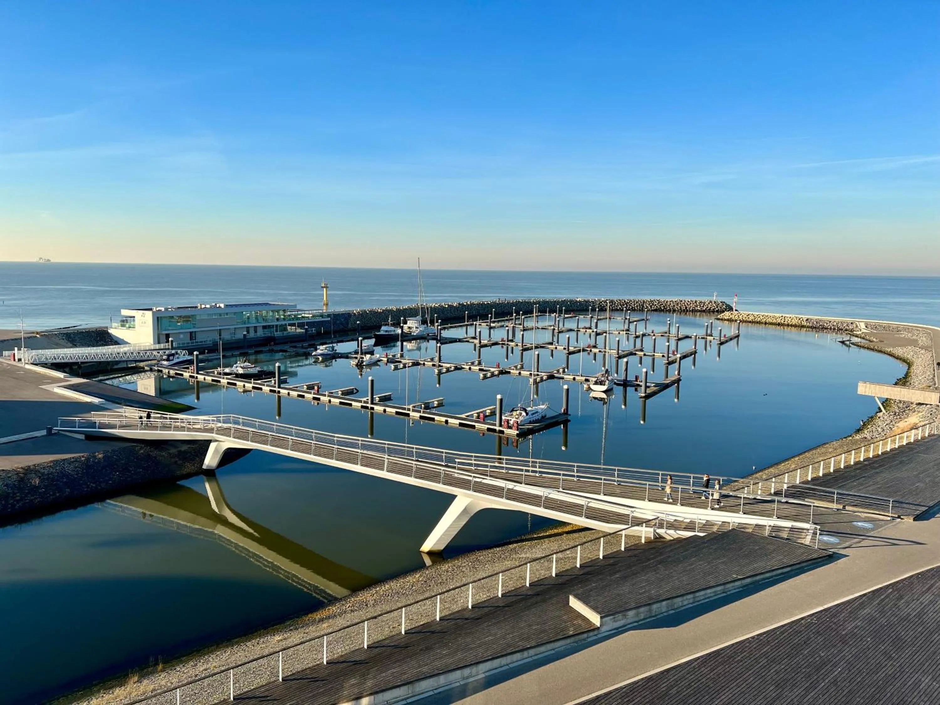 Sea view in Hotel de Schelde