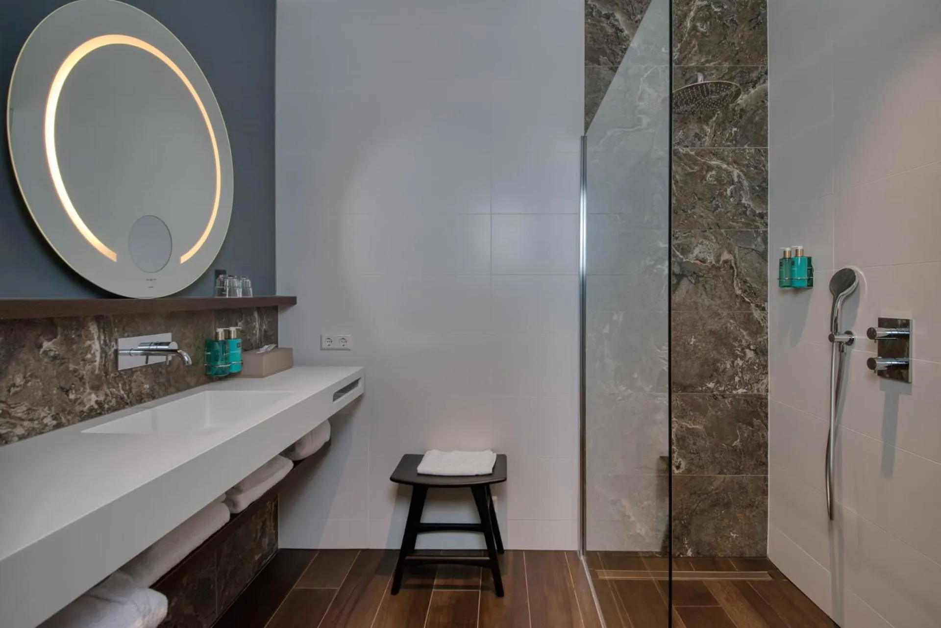 Bathroom in Hotel de Schelde