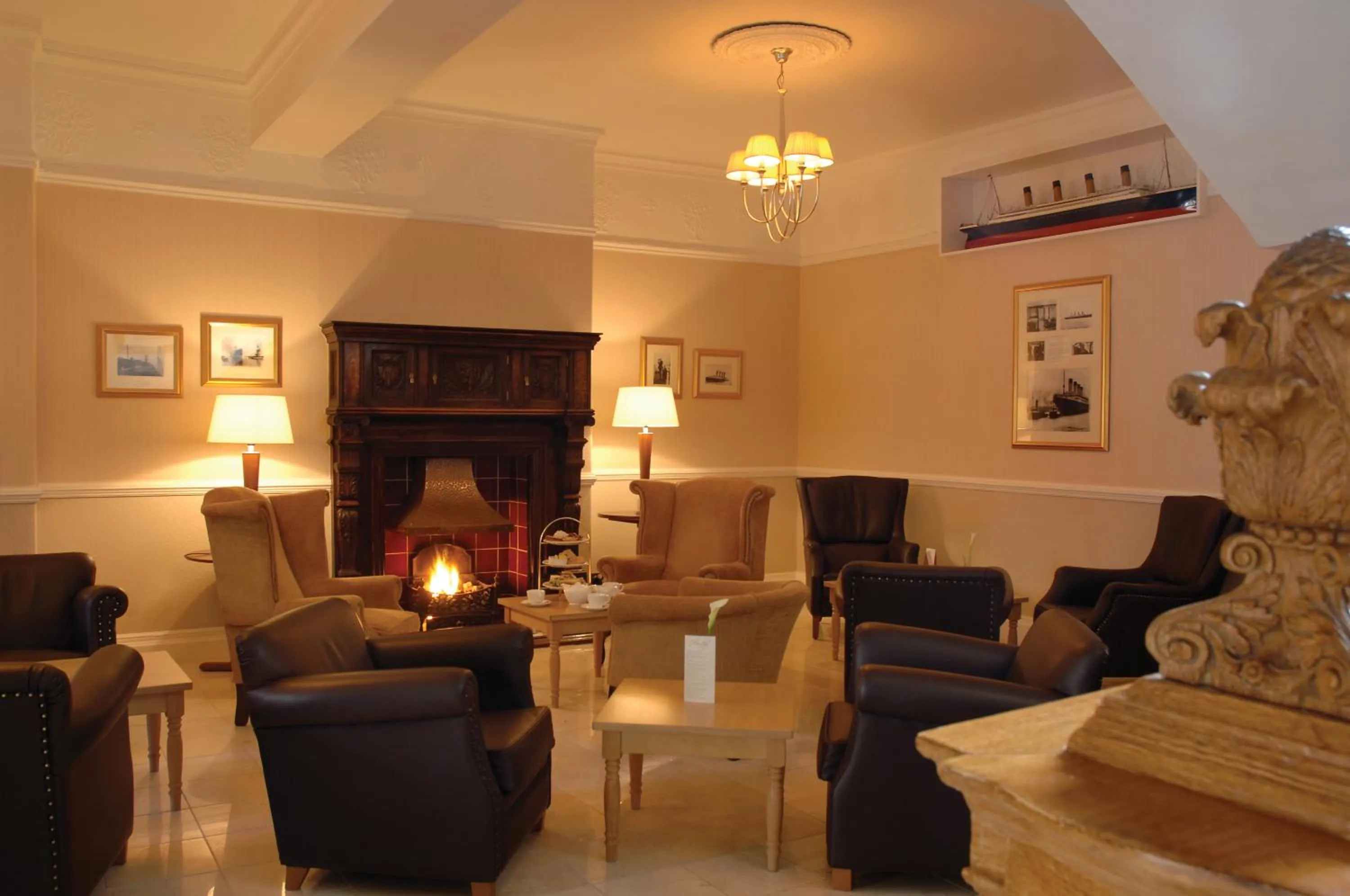 Lounge or bar in White Swan Hotel