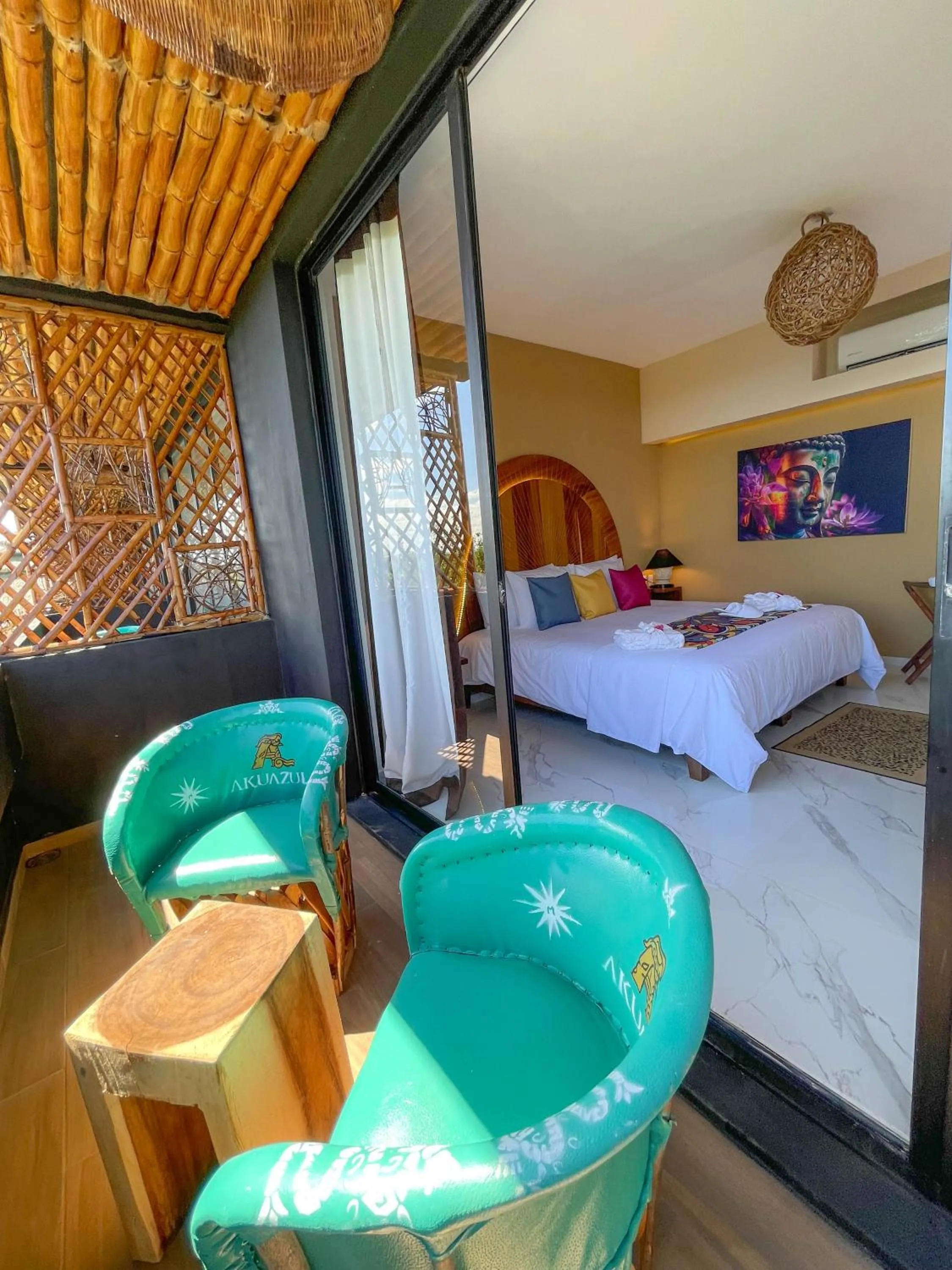 Bed in Akuazul Resorts Adults Only