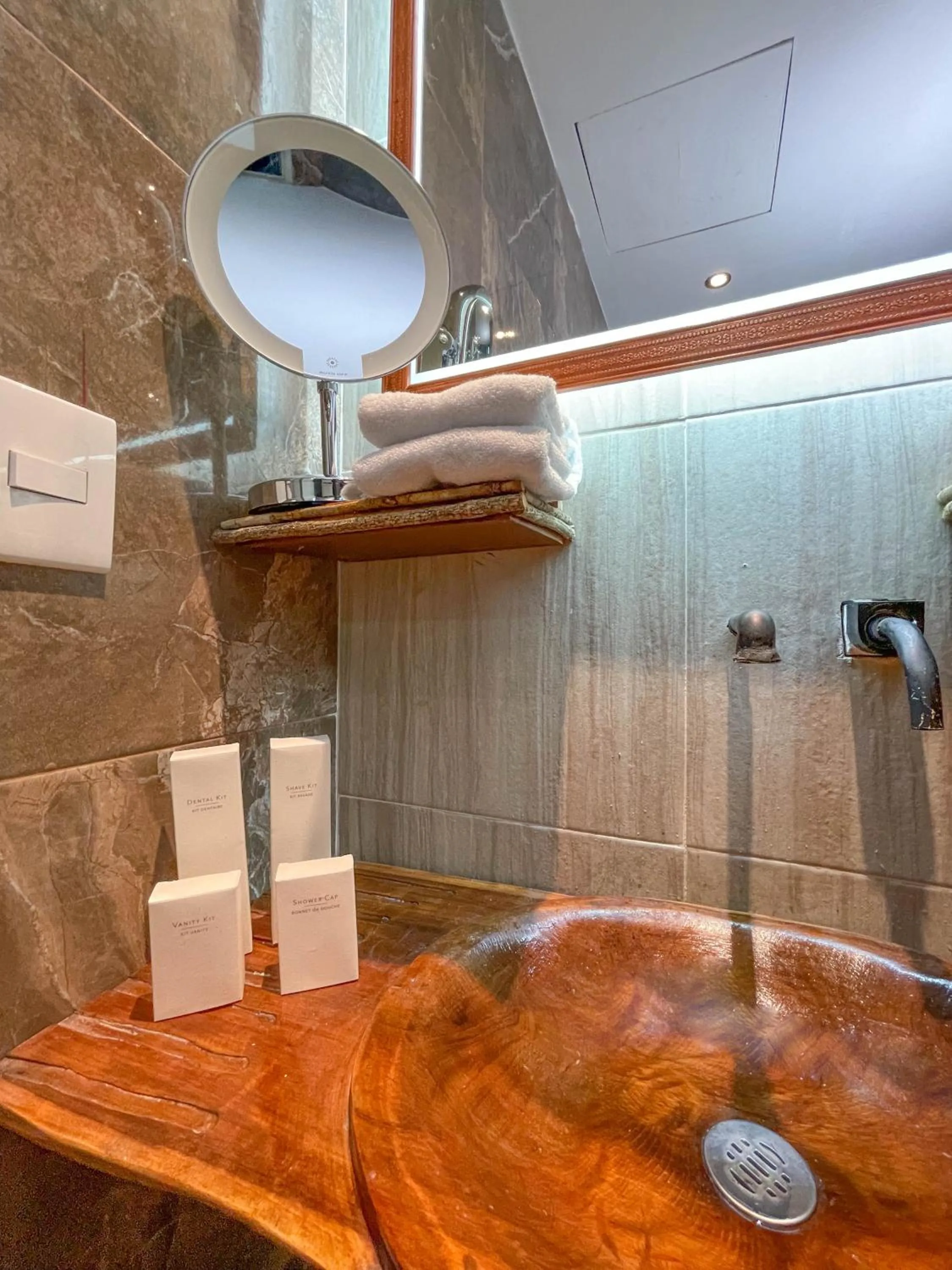 Bathroom in Akuazul Resorts Adults Only