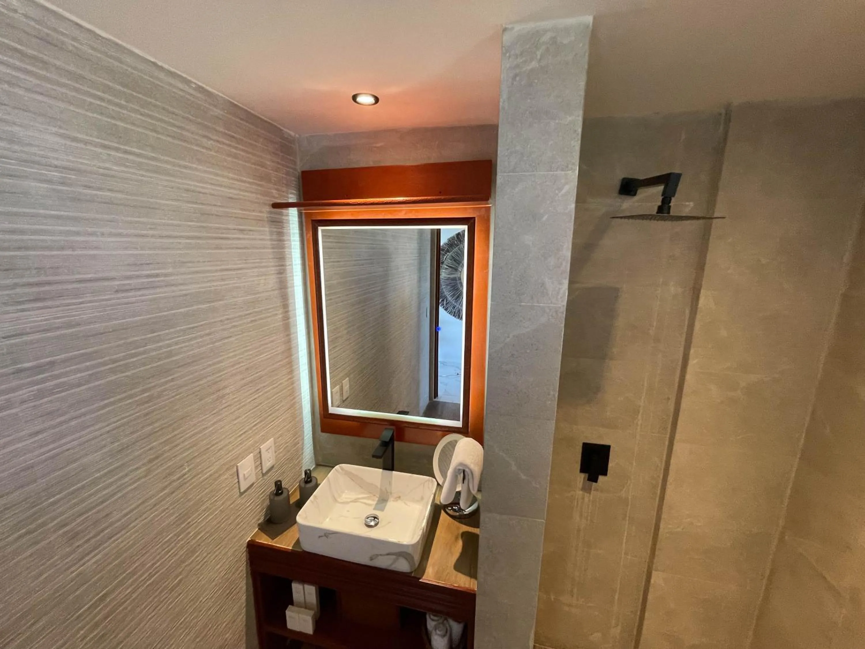 Bathroom in Akuazul Resorts Adults Only