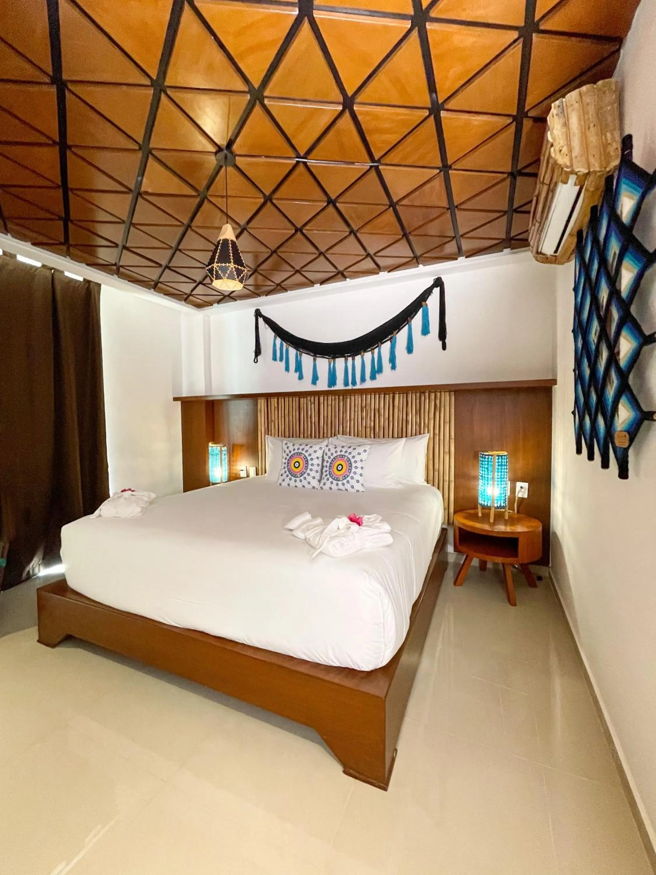 Night, Bed in Akuazul Resorts Adults Only