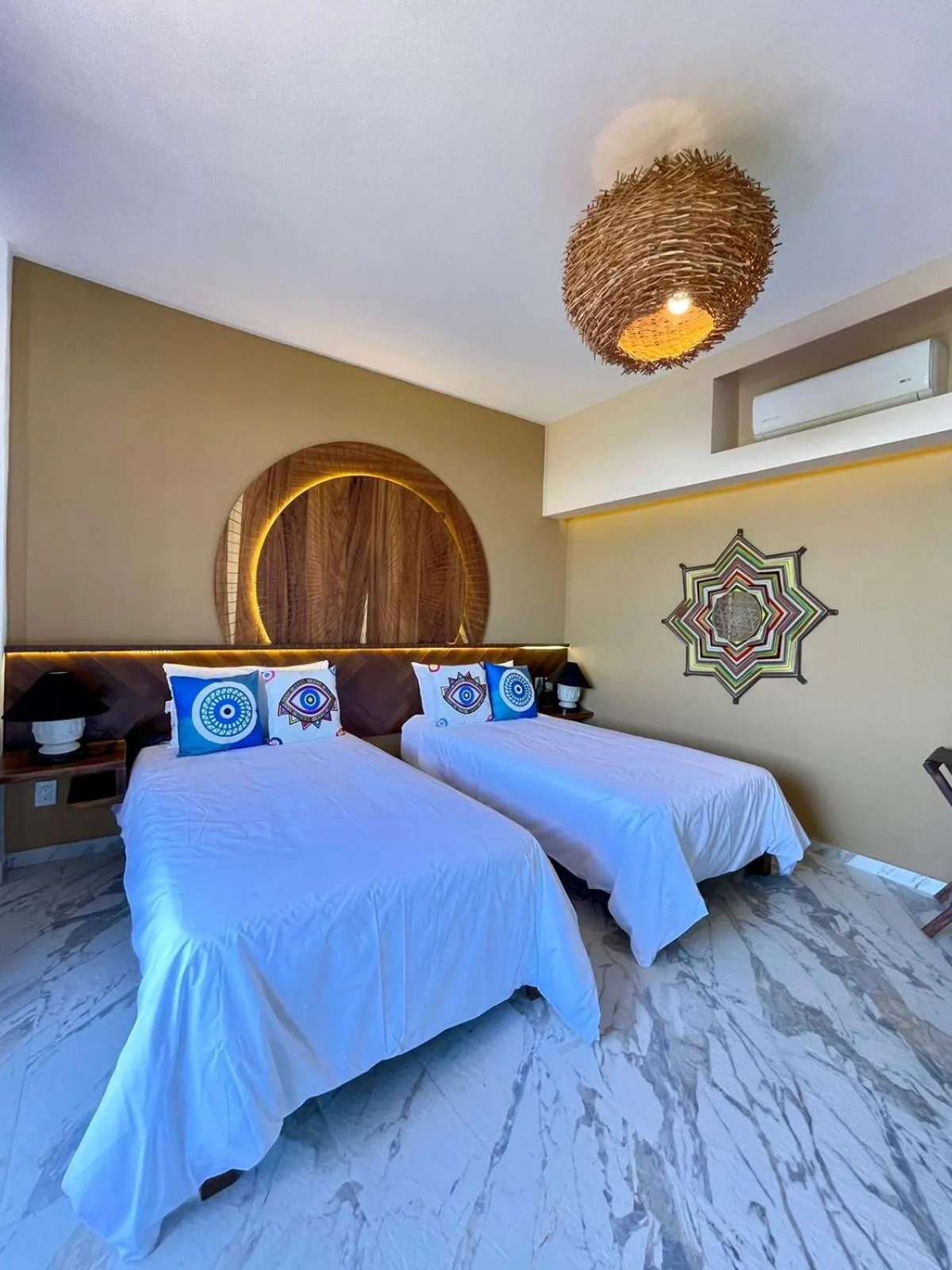 Bed in Akuazul Resorts Adults Only