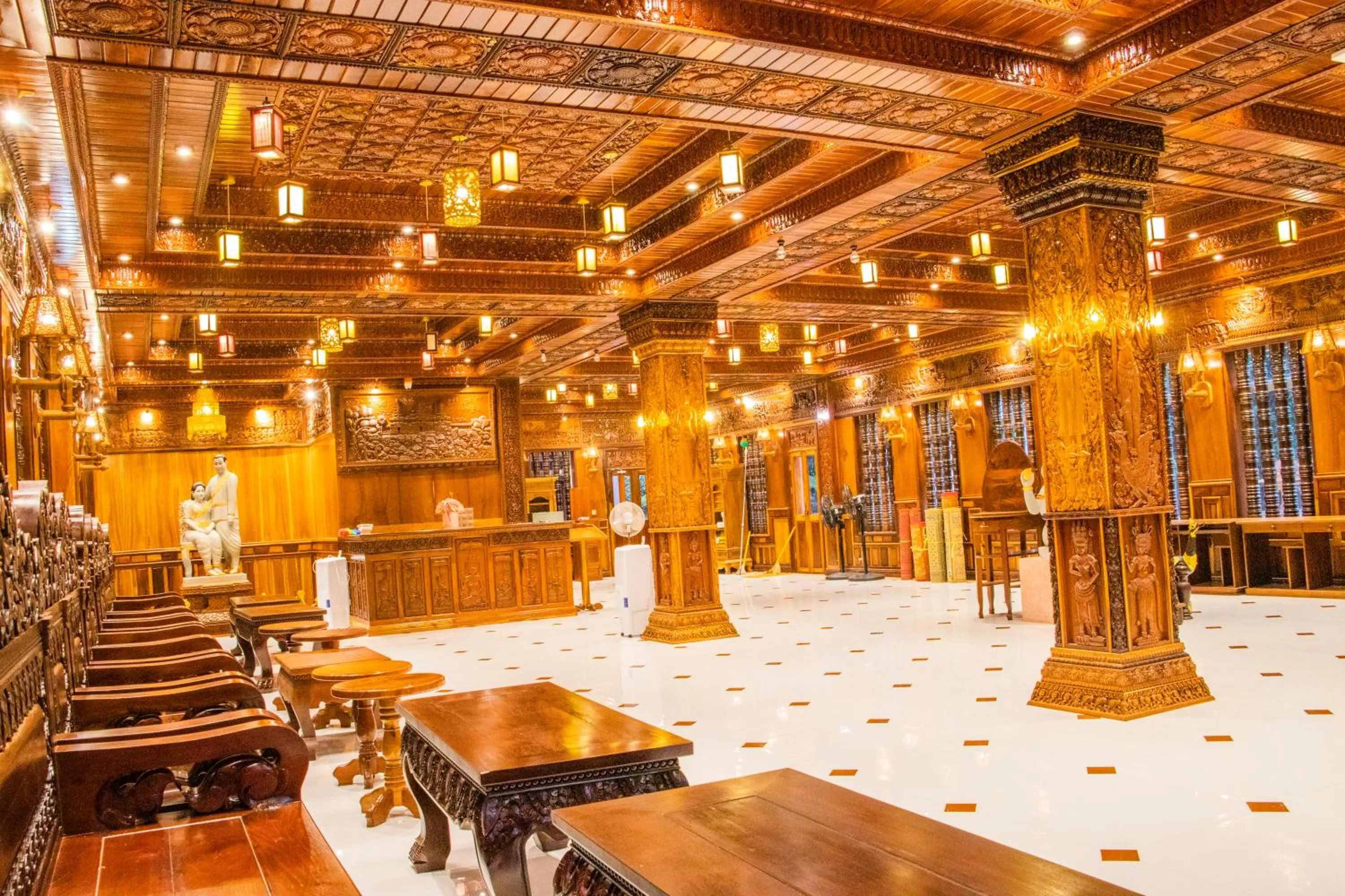 Lobby or reception in Puok Hotel