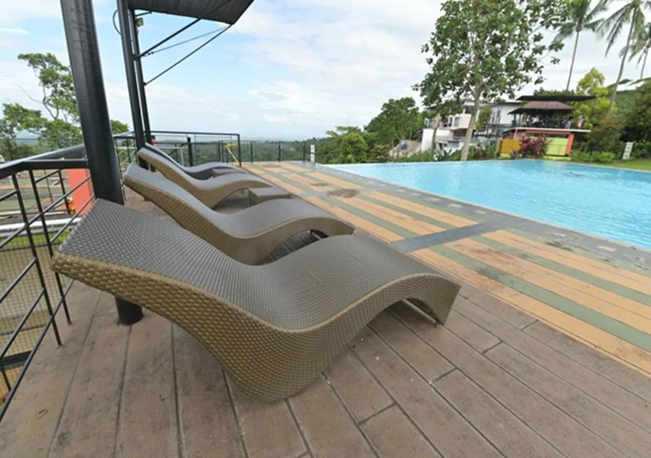 Swimming pool in Magarra Hotel