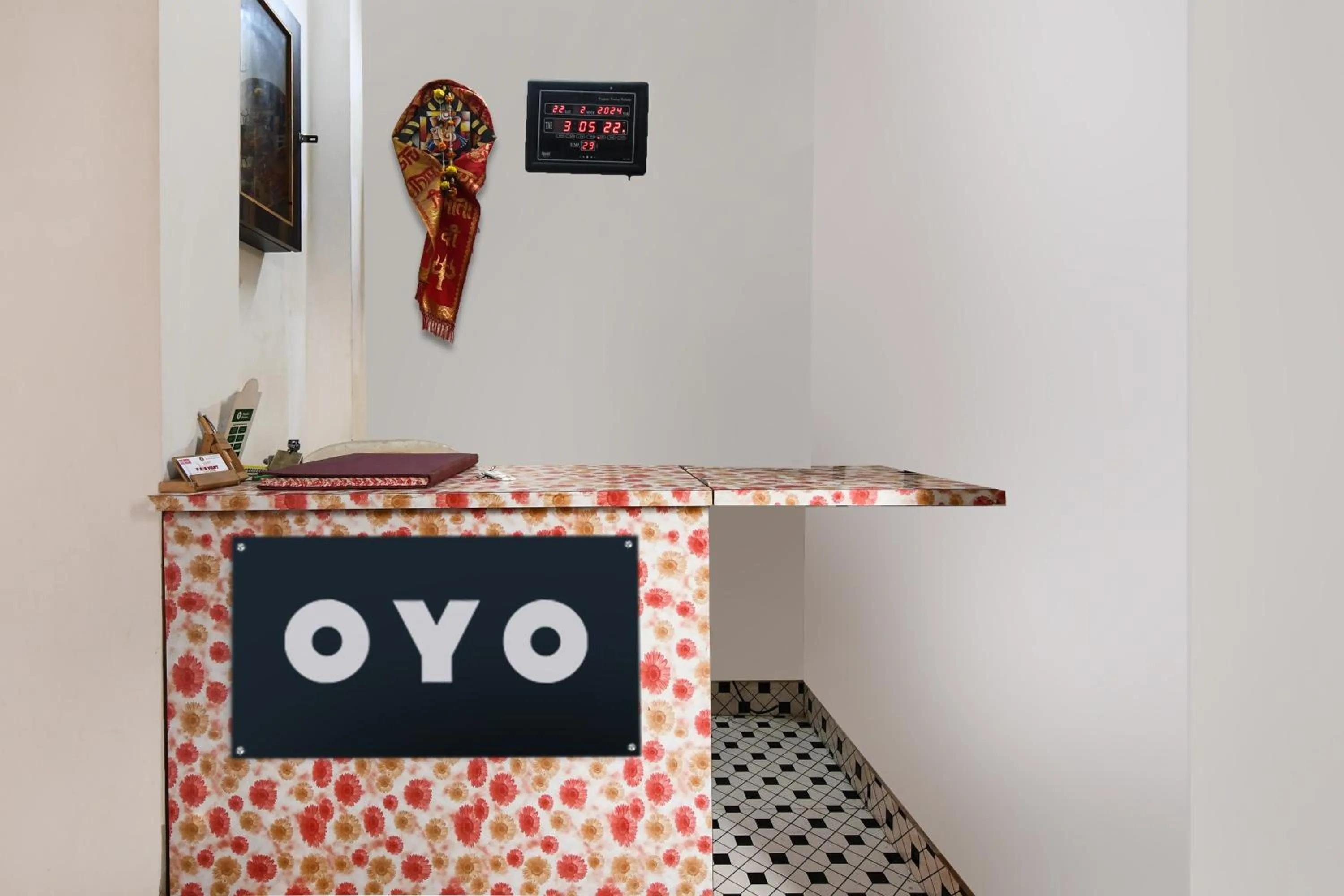 Lobby or reception in Hotel O PPS NEST Guest House