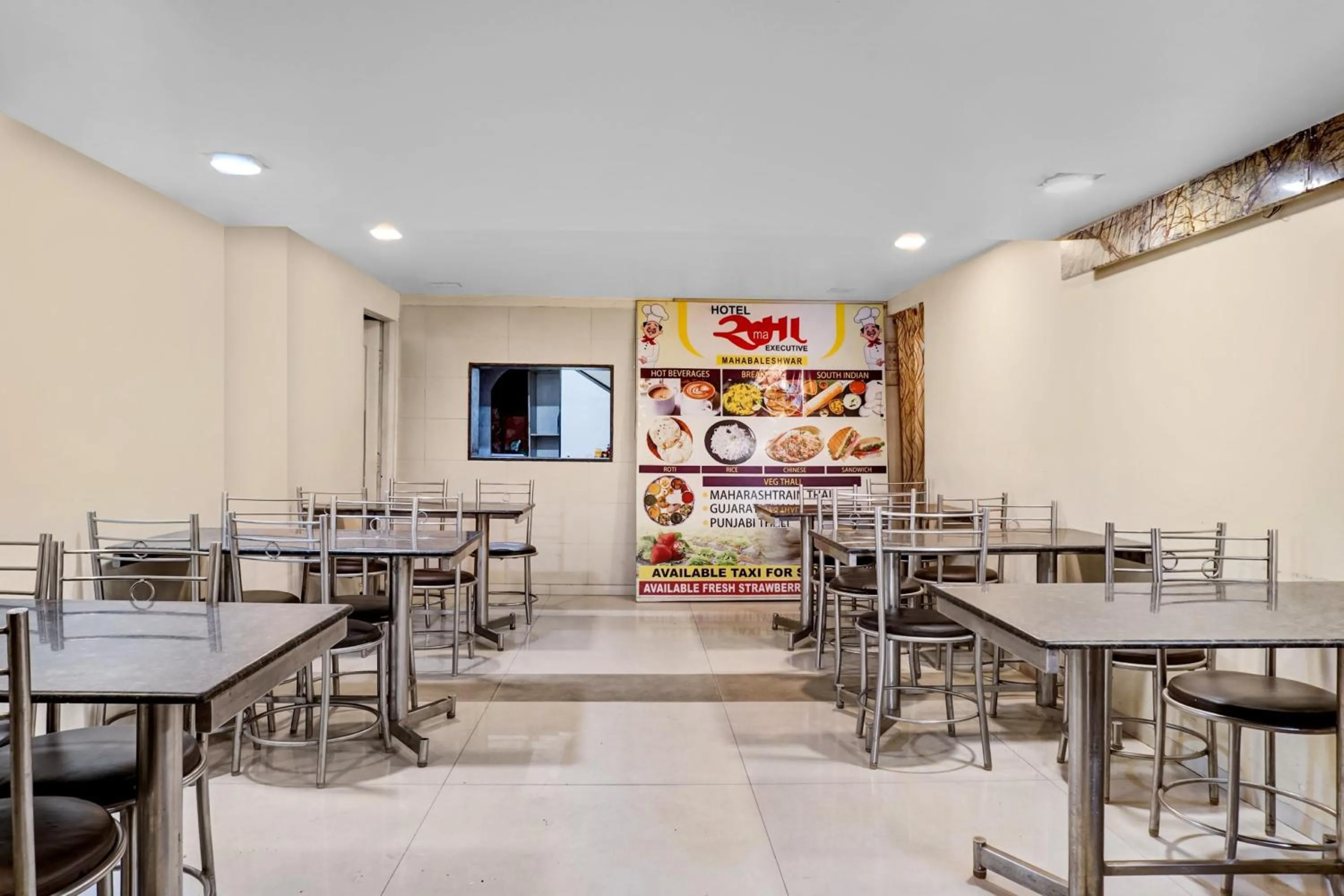 Dining area in Collection O Rama Executive