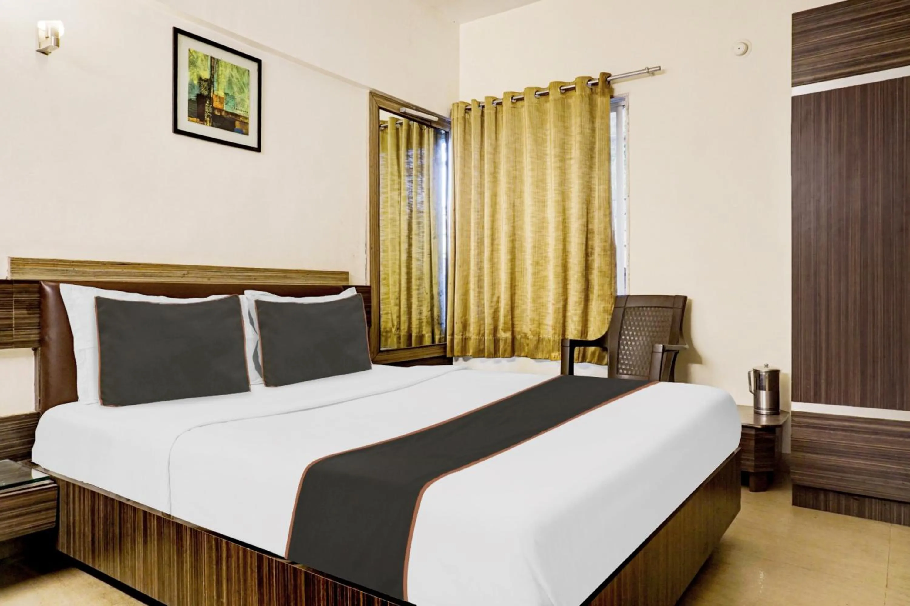 Bedroom, Bed in Collection O Rama Executive