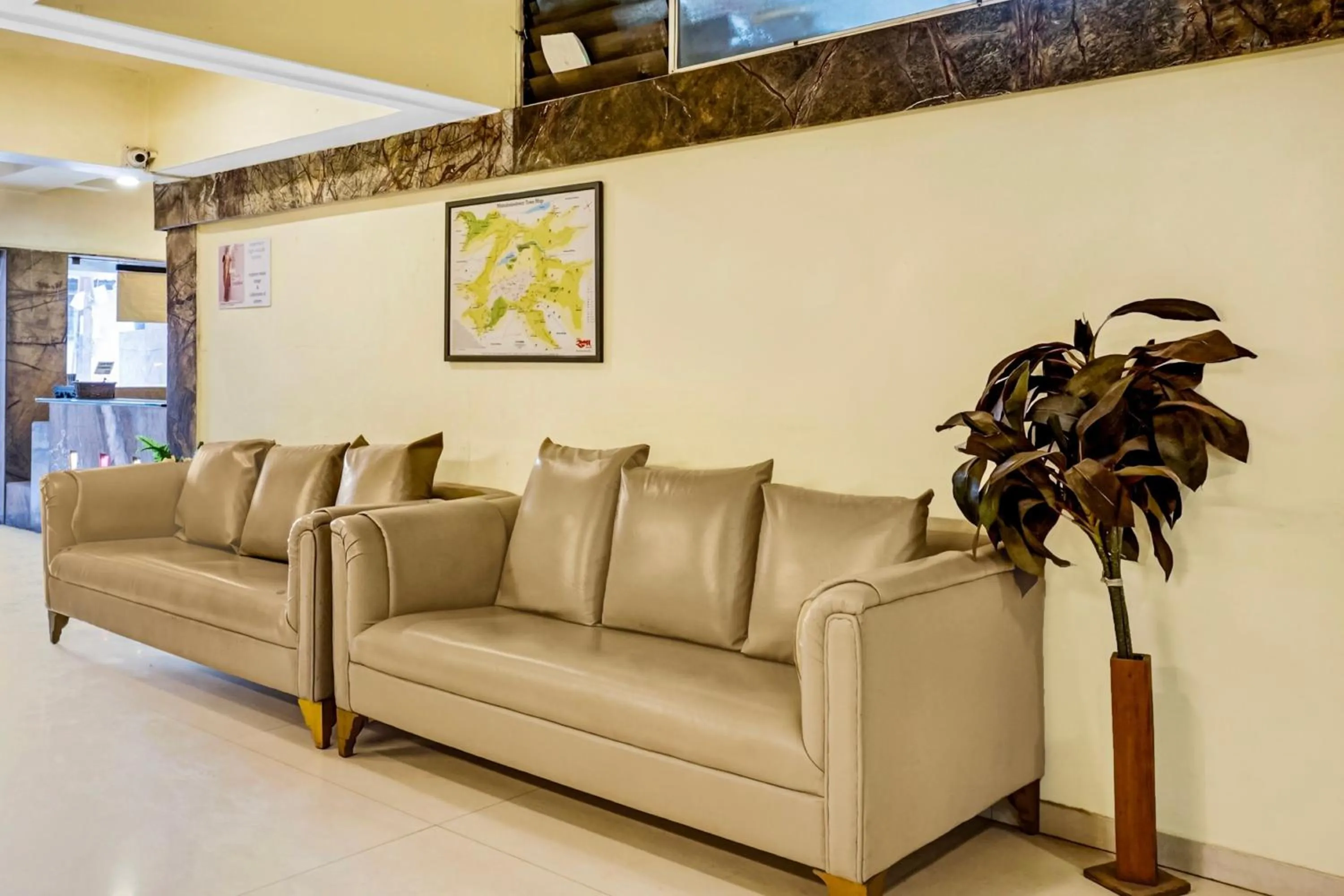 Lobby or reception in Collection O Rama Executive